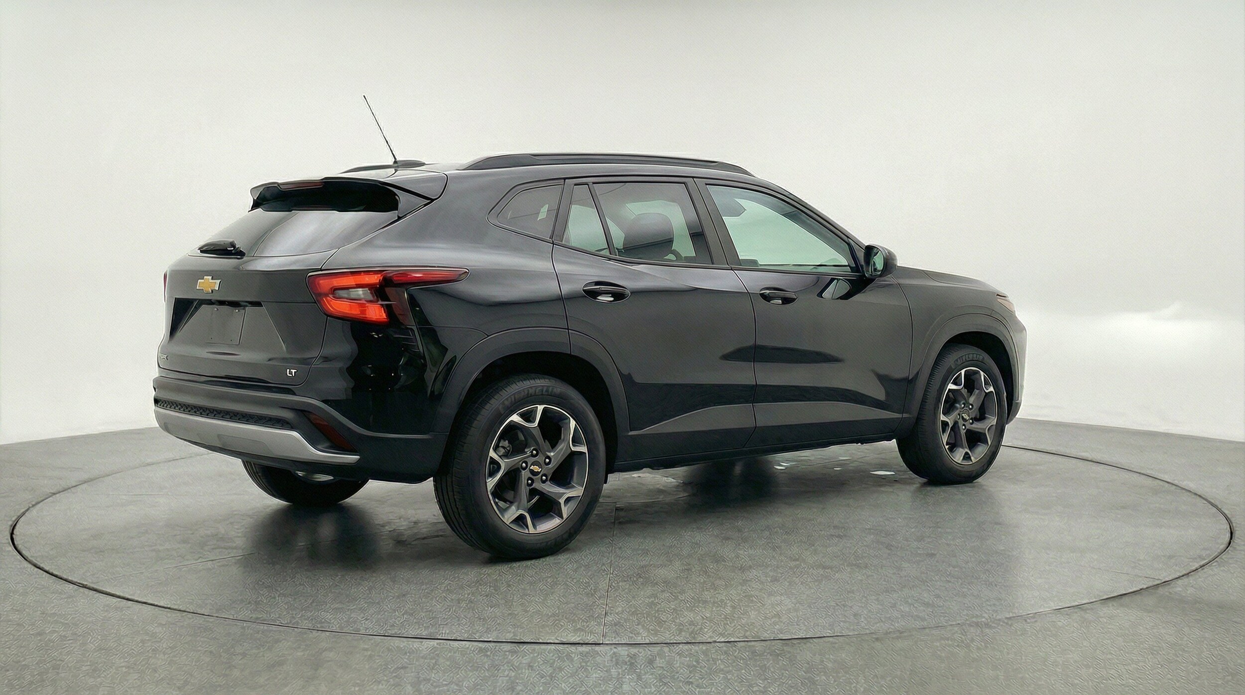 Thumbnail: 2025 Chevrolet Trax - 9