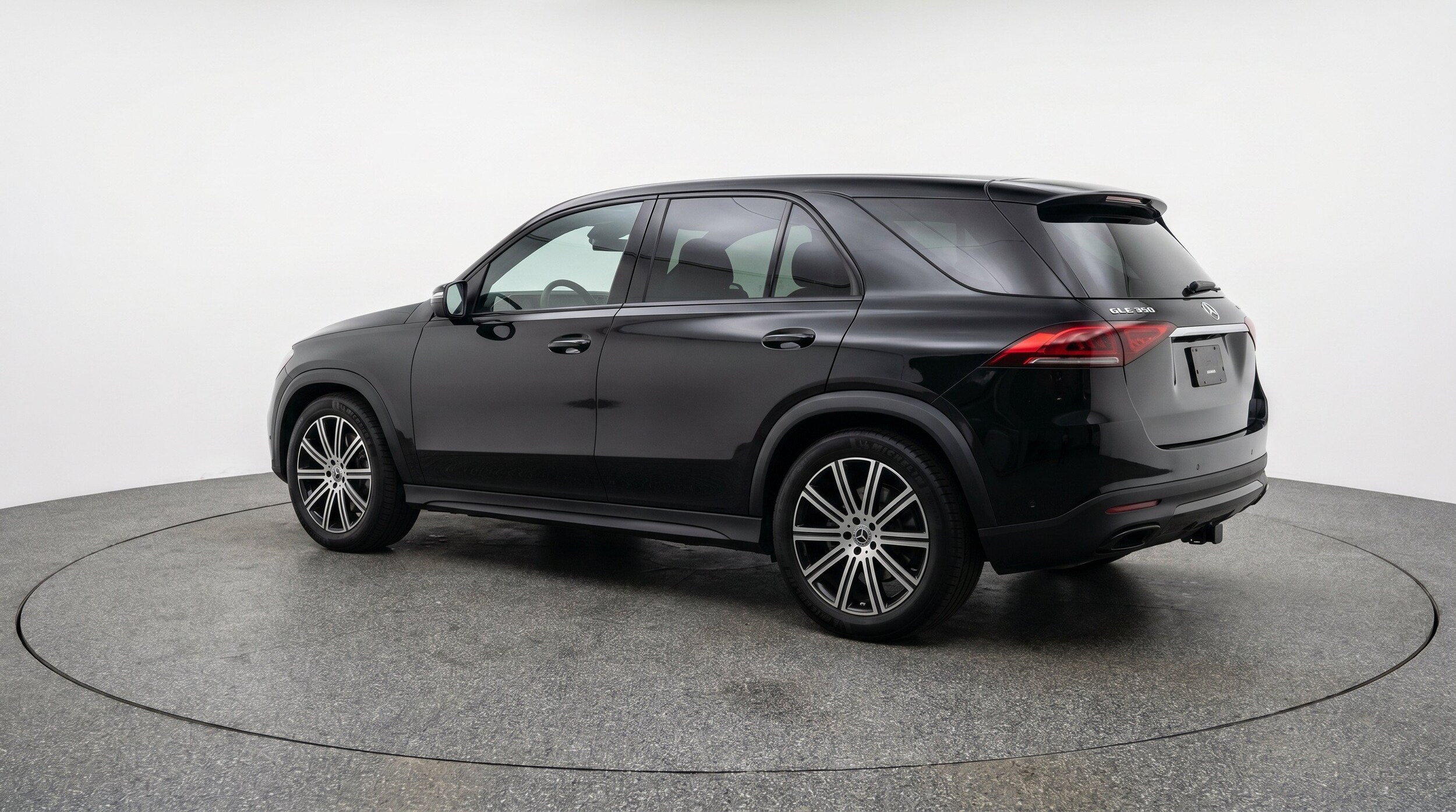 Thumbnail: 2026 Mercedes-Benz GLE - 6
