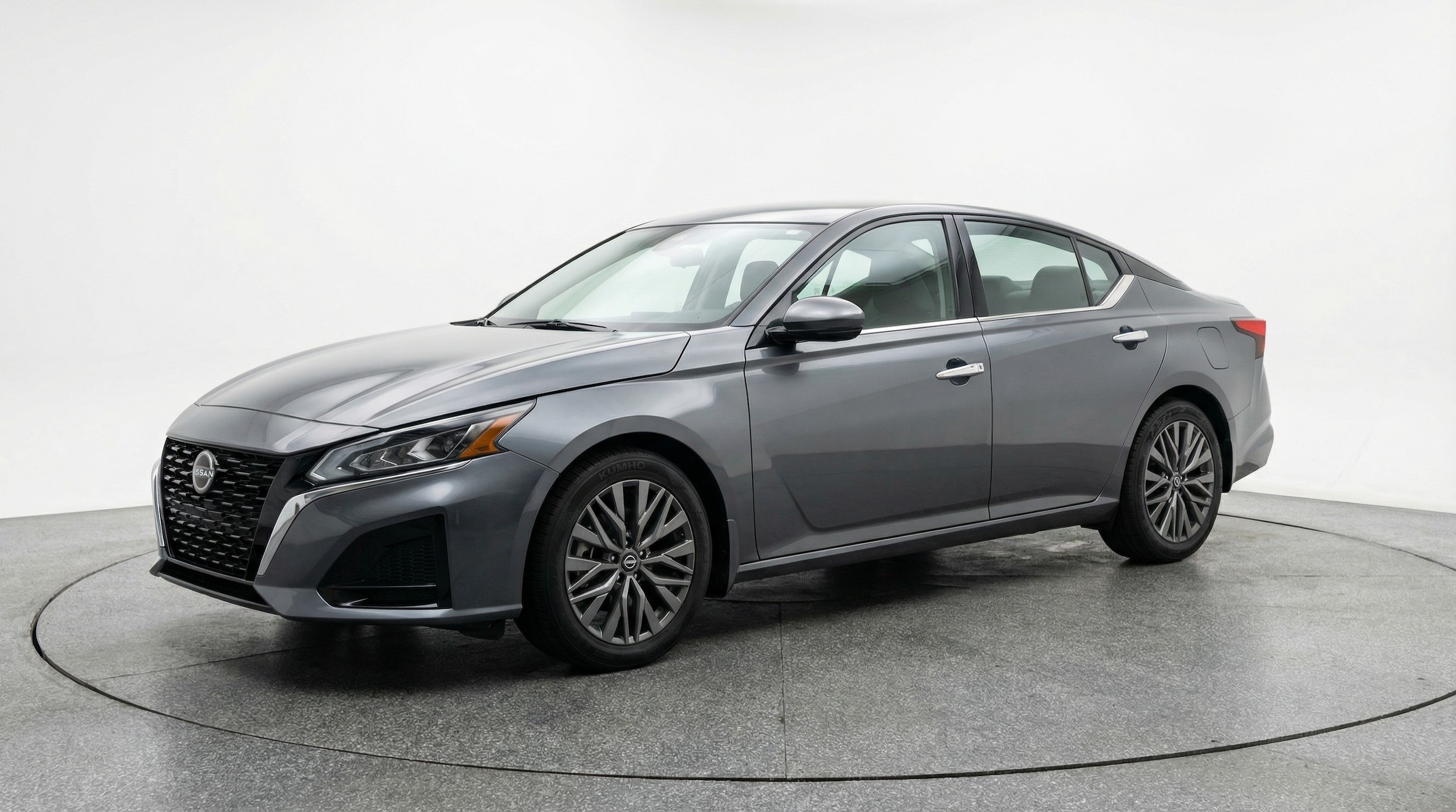 Thumbnail: 2025 Nissan Altima - 3