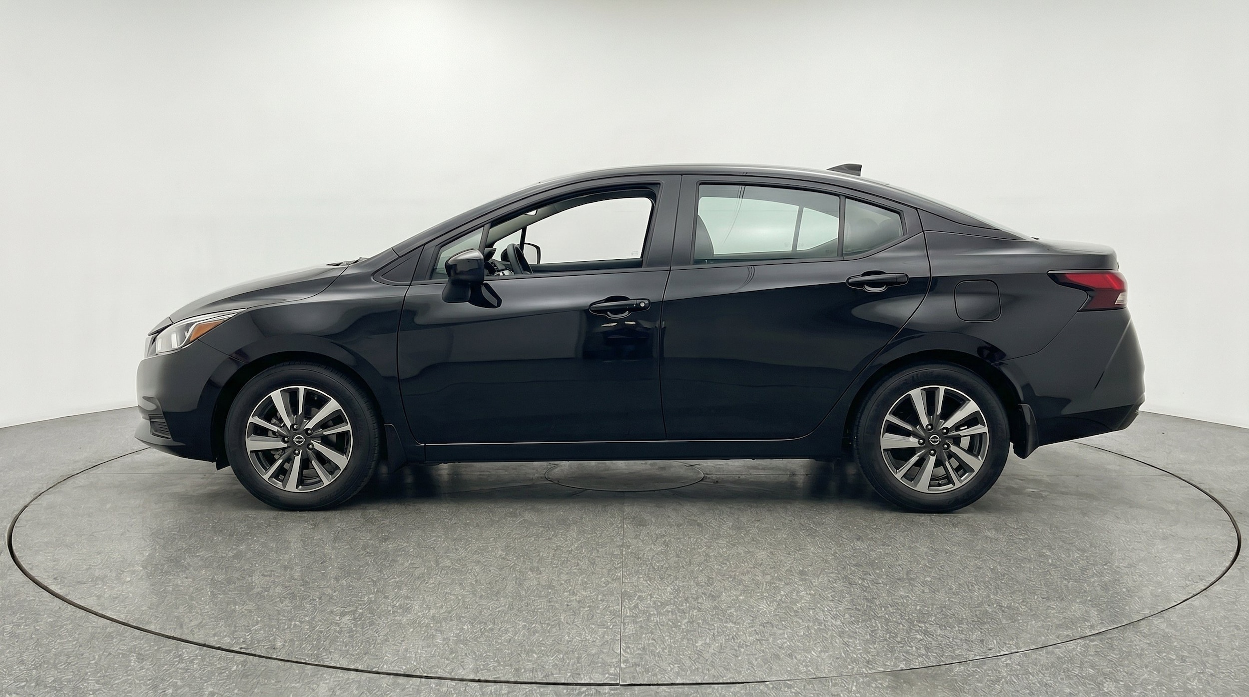 Thumbnail: 2025 Nissan Versa - 5