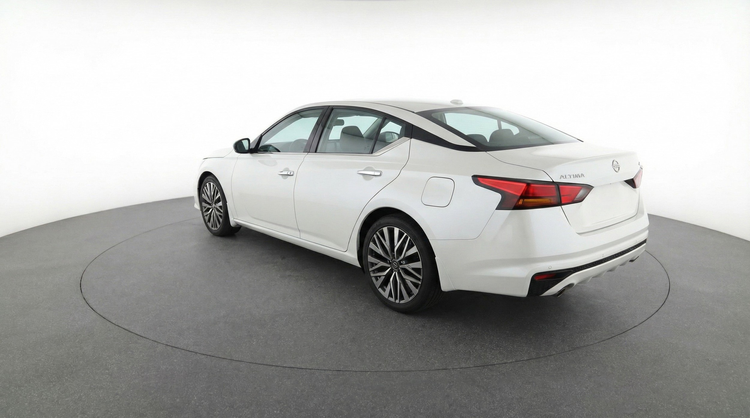 Thumbnail: 2025 Nissan Altima - 6