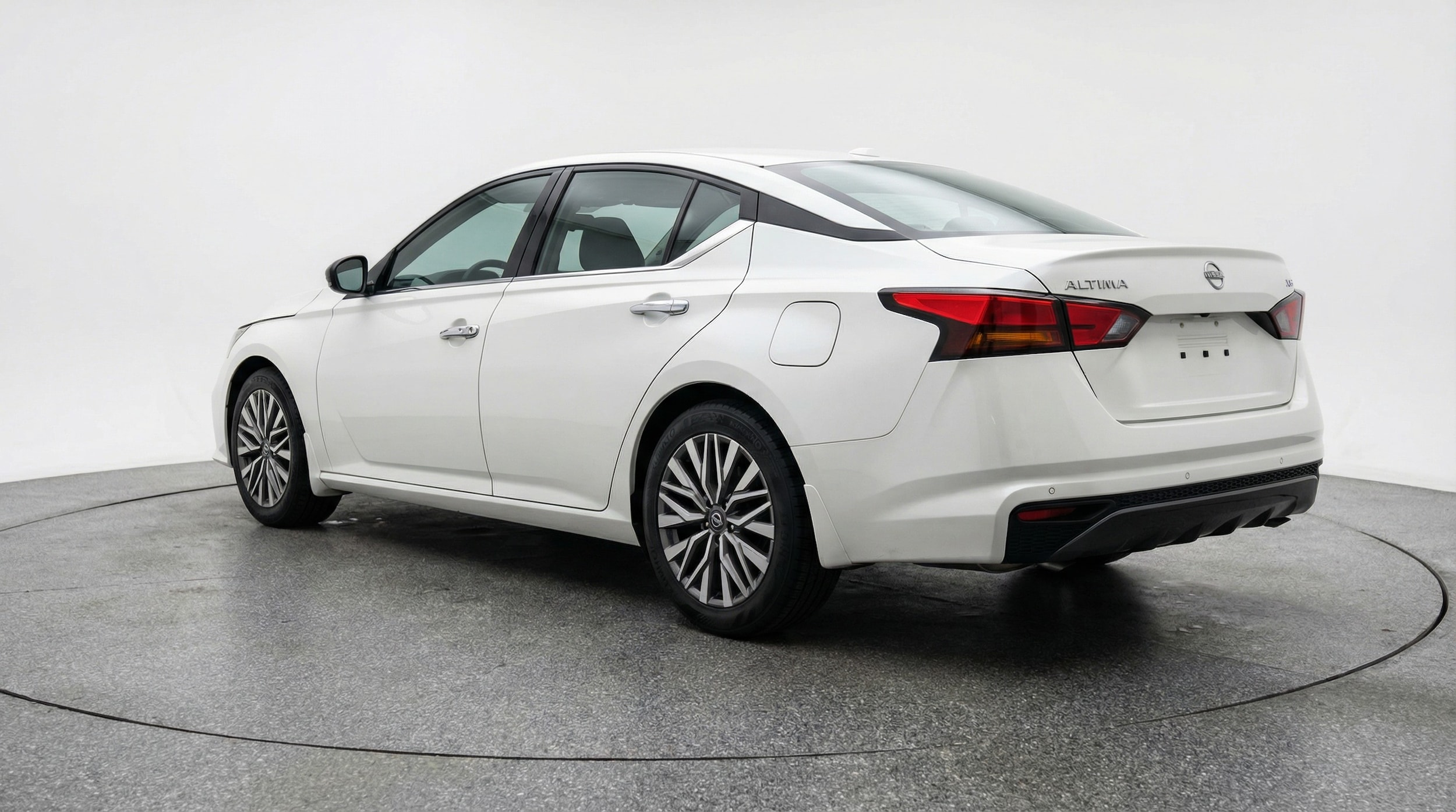 Thumbnail: 2025 Nissan Altima - 5