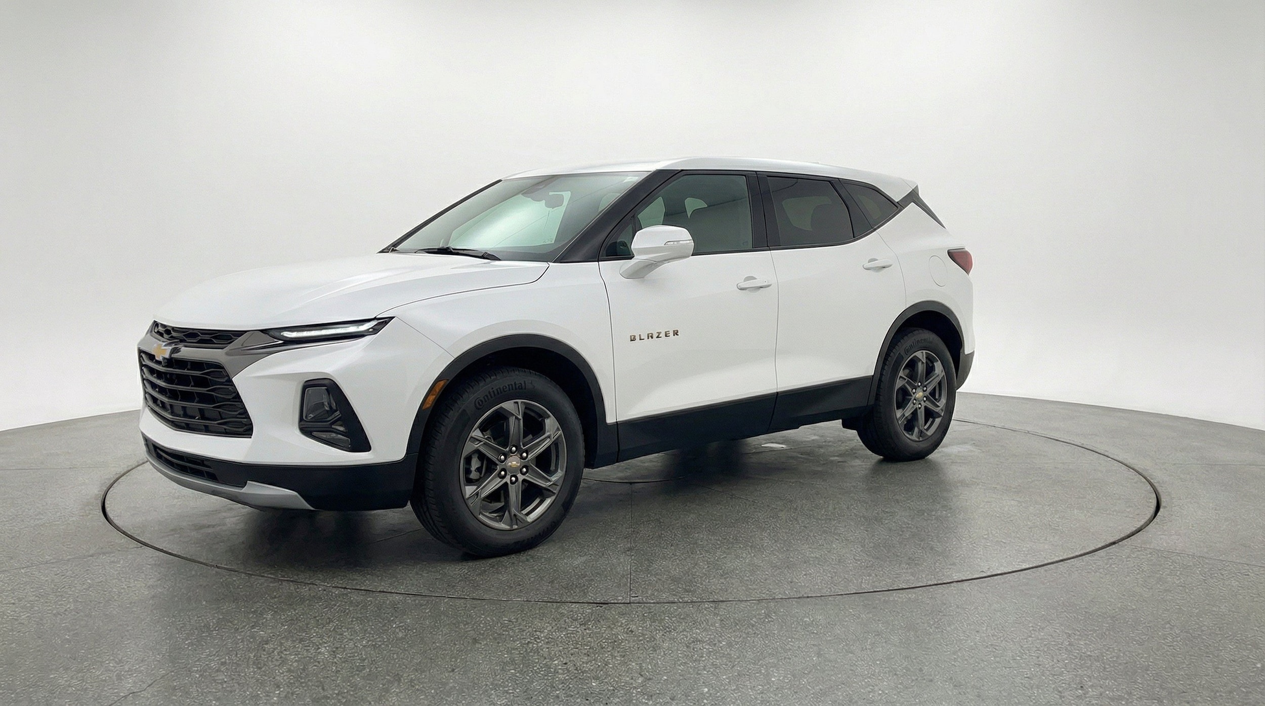 Thumbnail: 2025 Chevrolet Blazer - 3