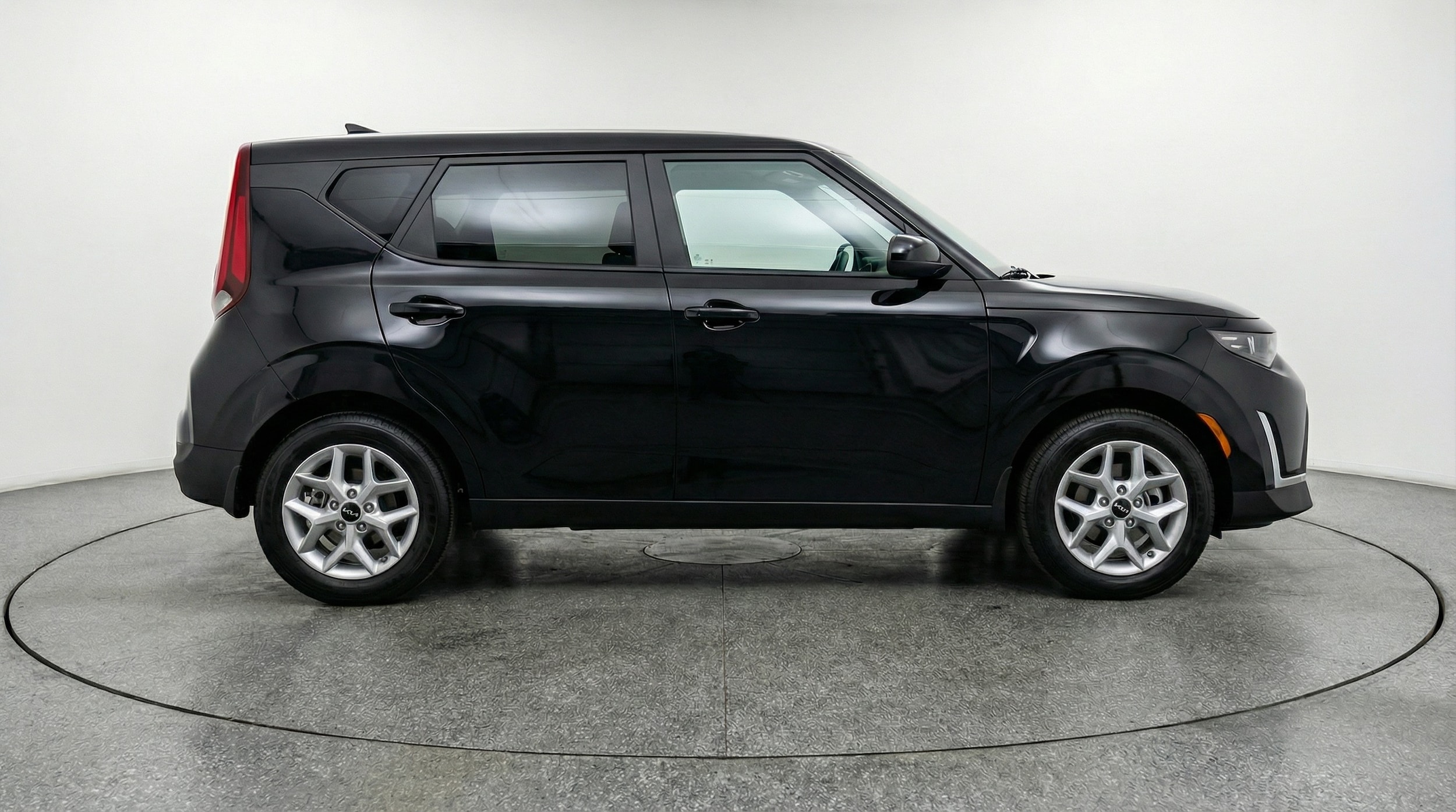 Thumbnail: 2025 Kia Soul - 8