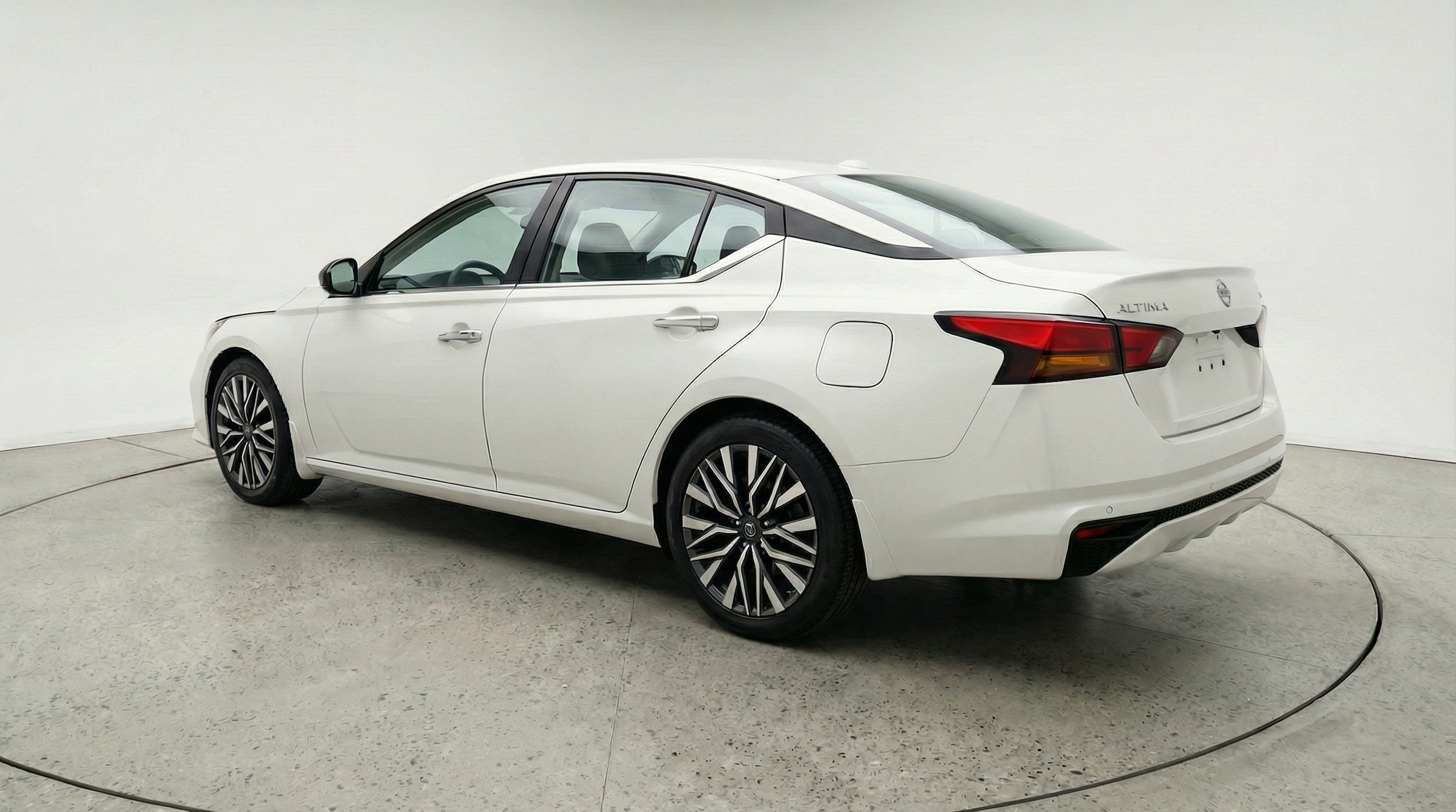 Thumbnail: 2025 Nissan Altima - 6