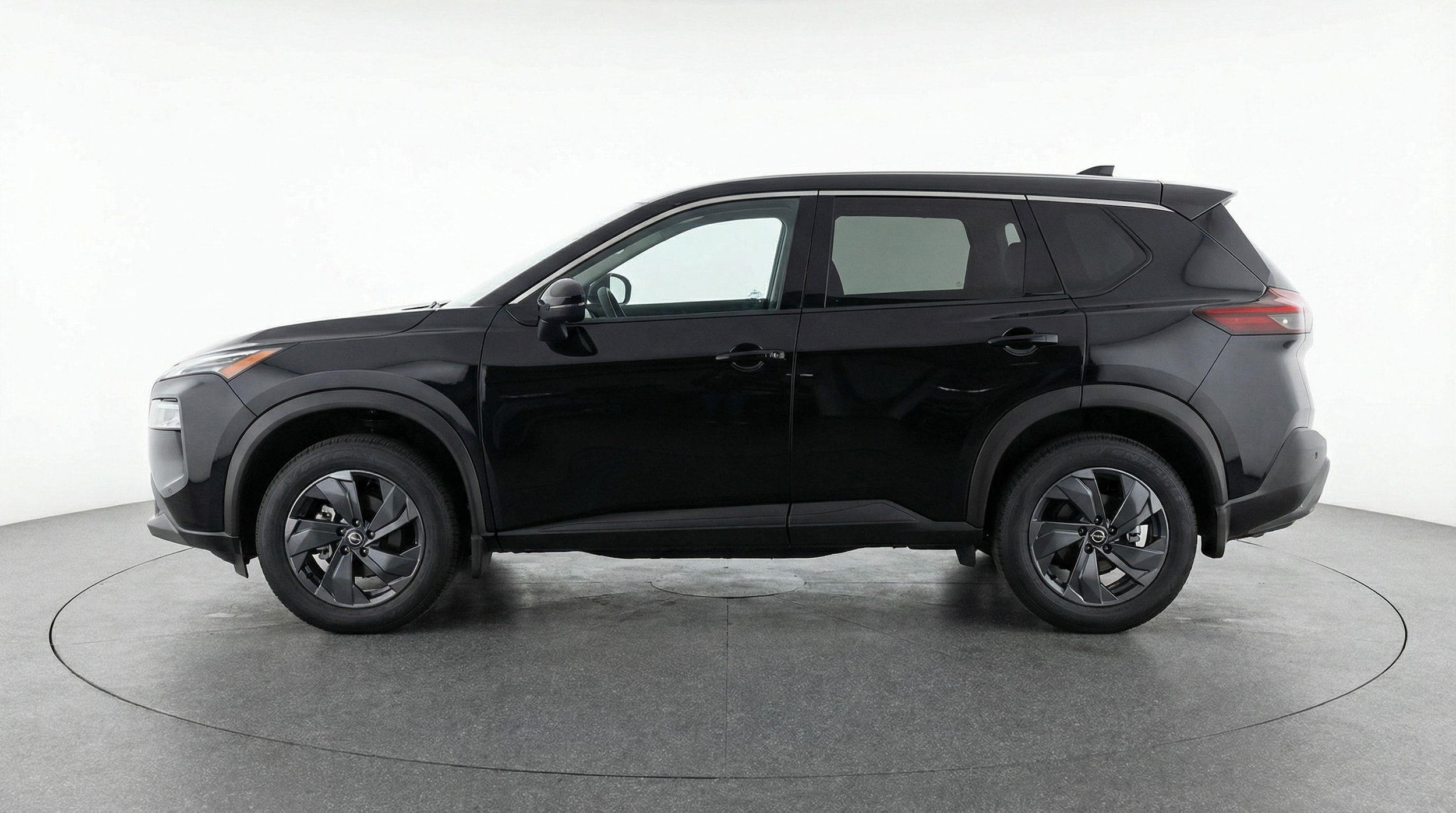 Thumbnail: 2025 Nissan Rogue - 4