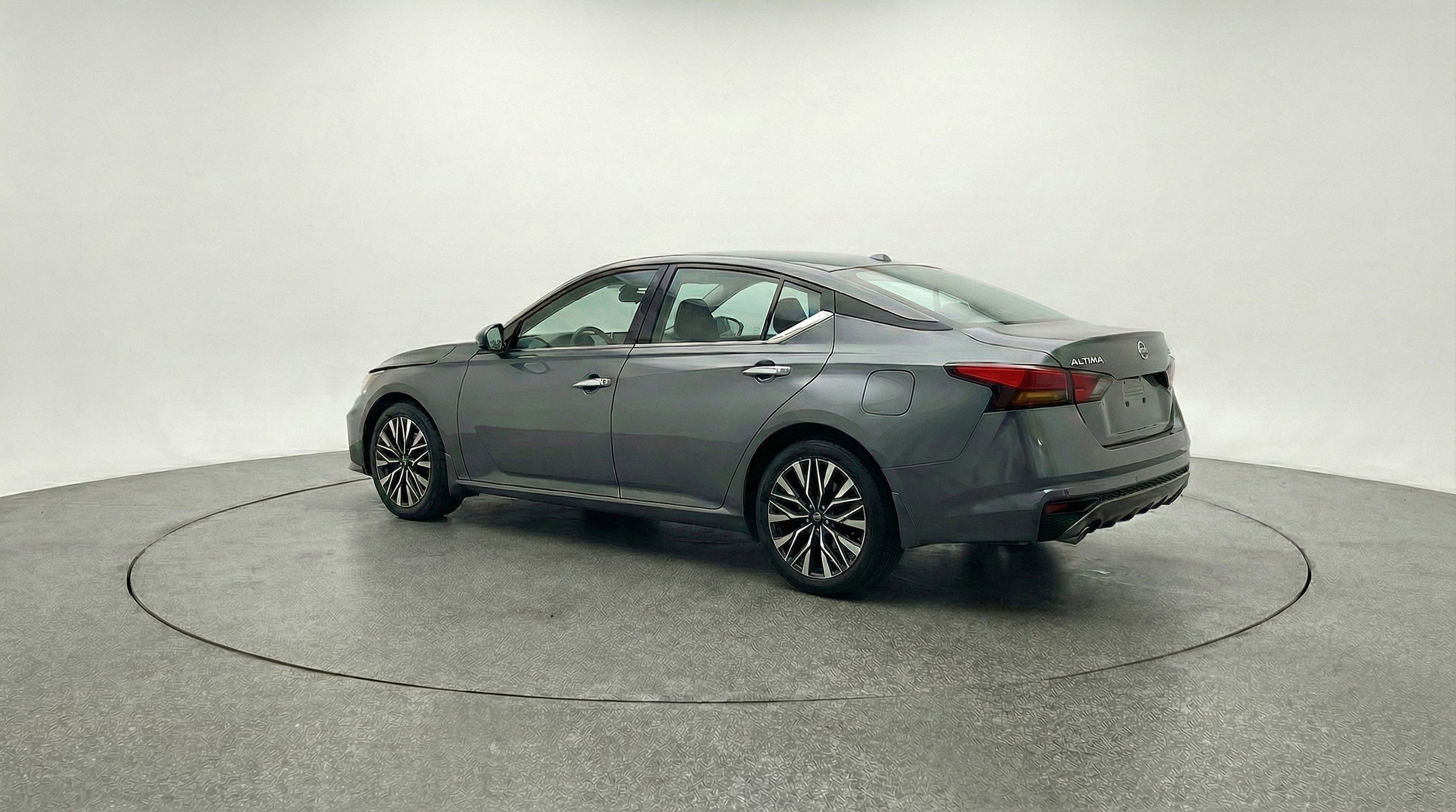 Thumbnail: 2025 Nissan Altima - 6