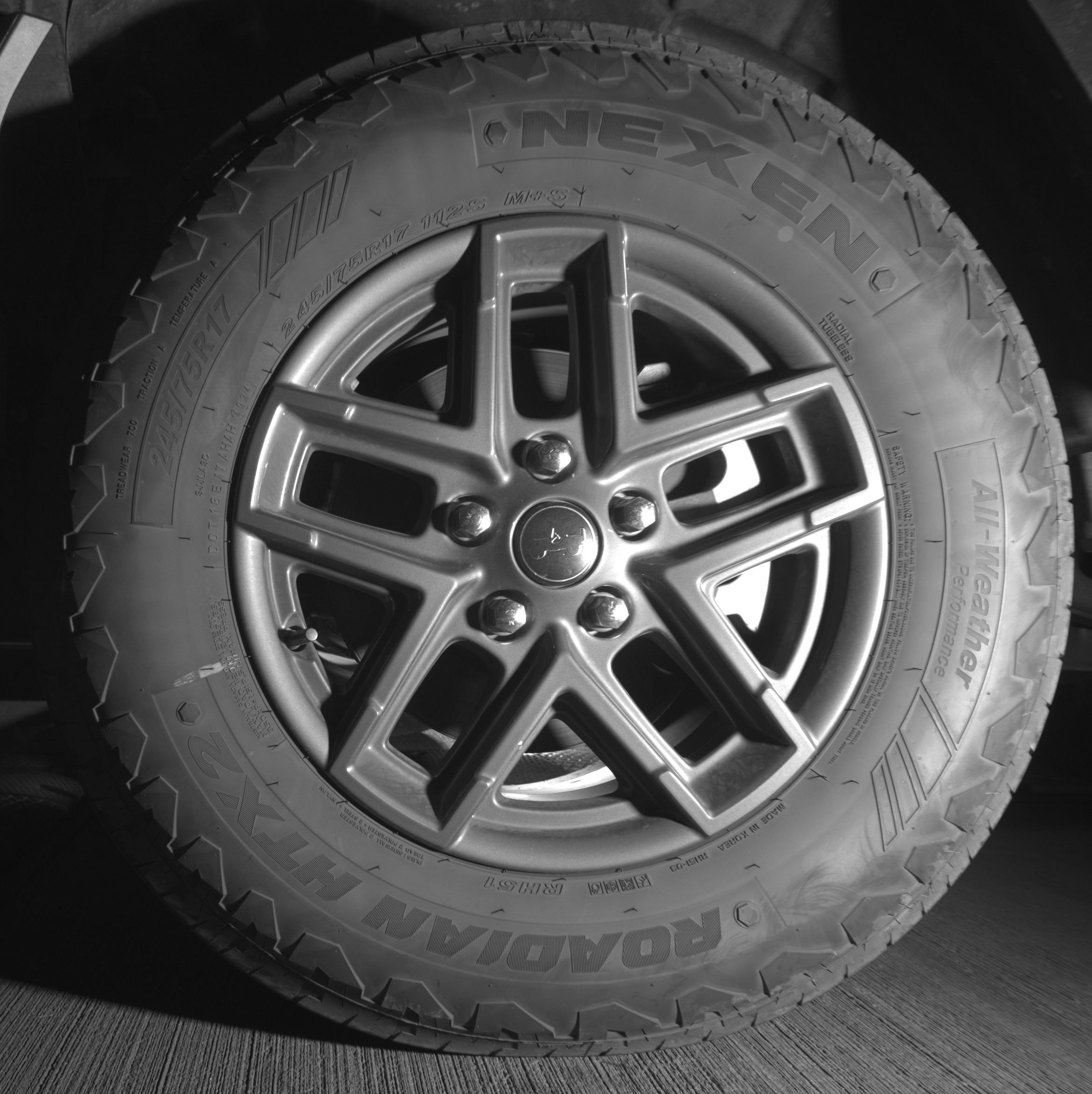Thumbnail: 2025 Jeep Wrangler - 12