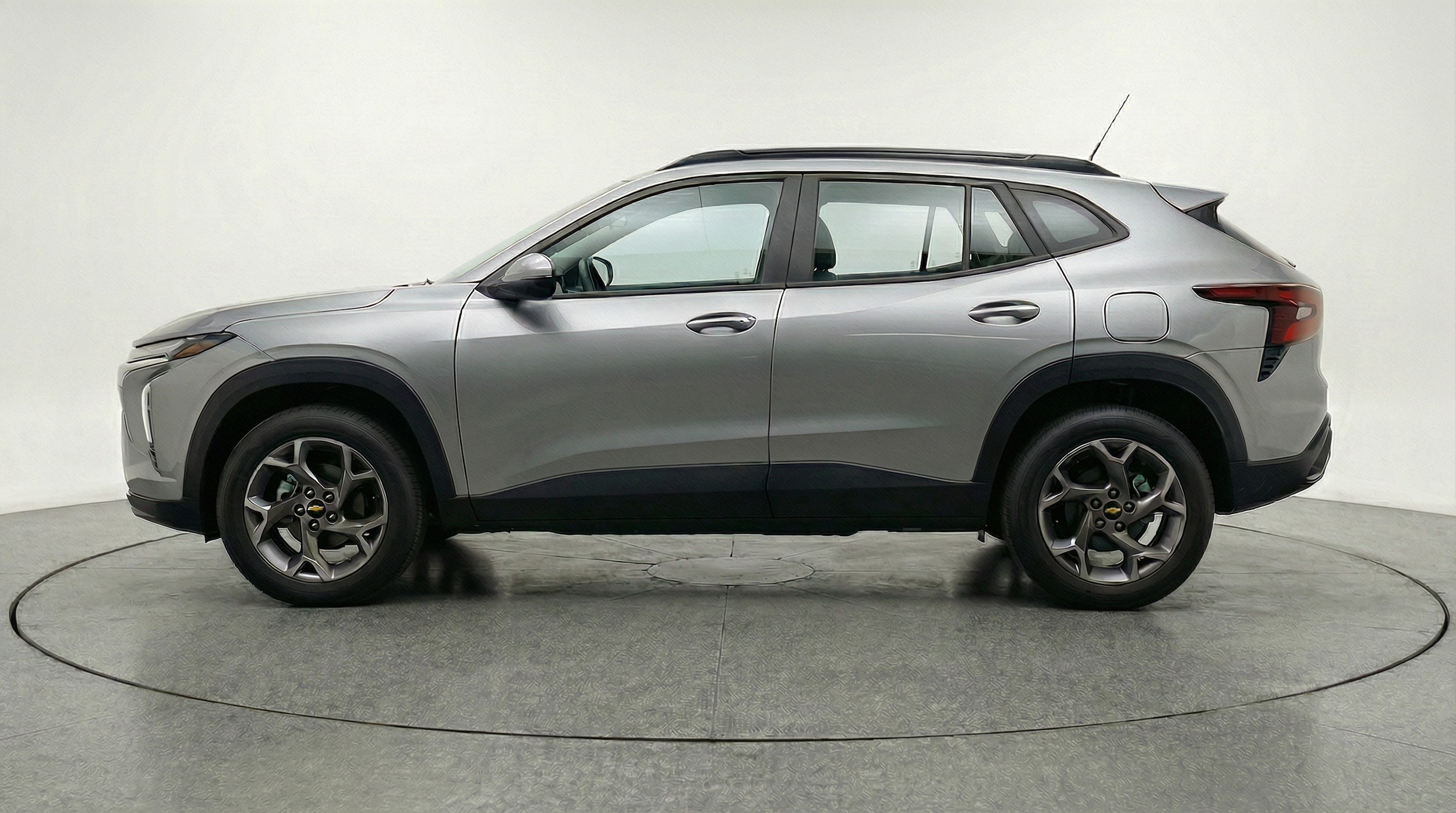 Thumbnail: 2025 Chevrolet Trax - 4