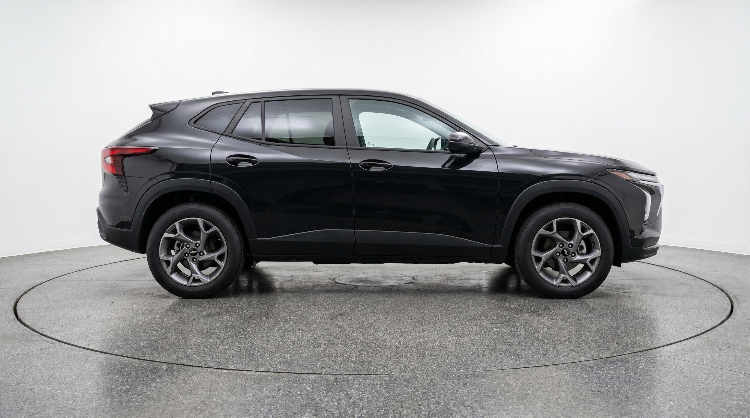 Thumbnail: 2025 Chevrolet Trax - 11