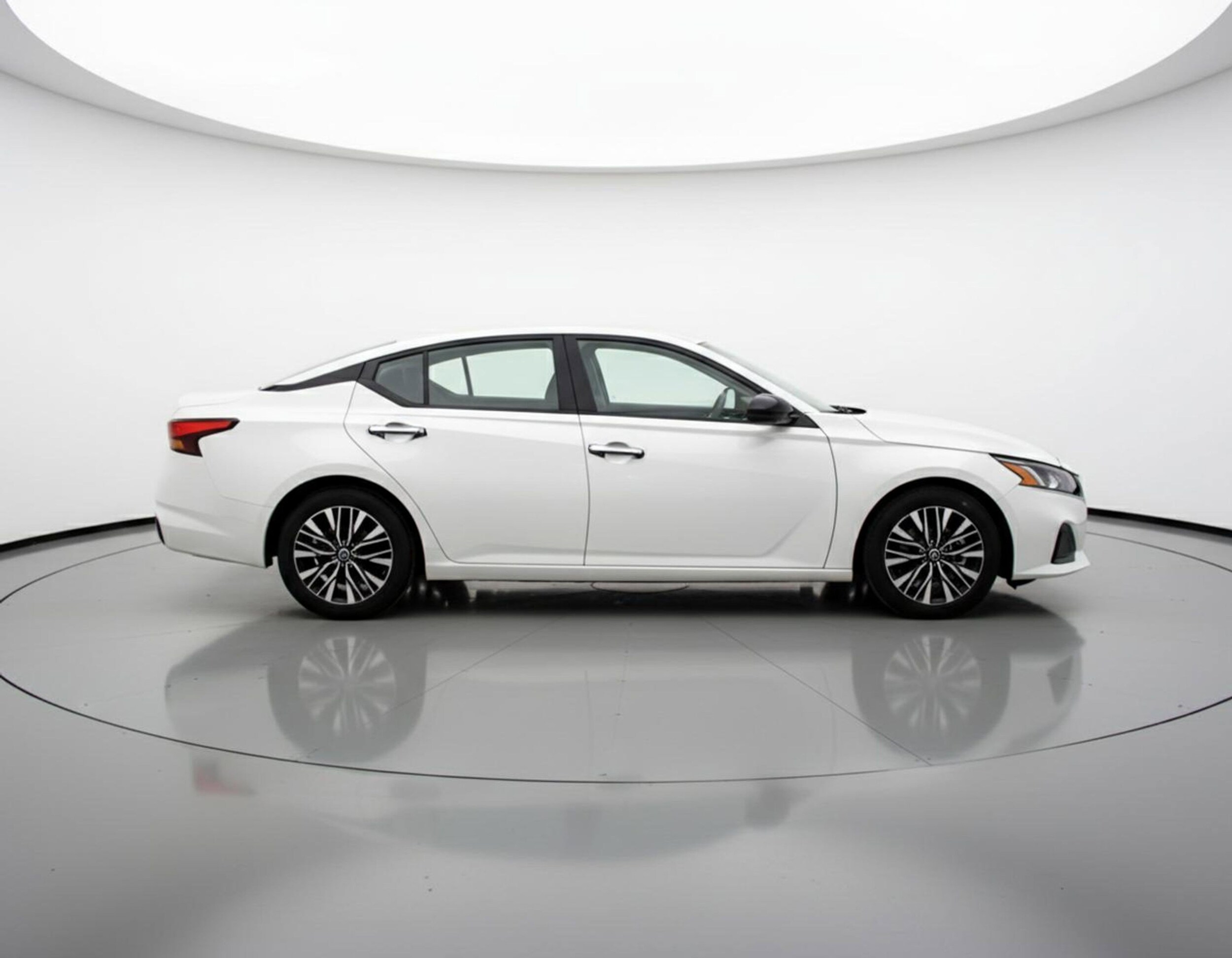 Thumbnail: 2025 Nissan Altima - 11