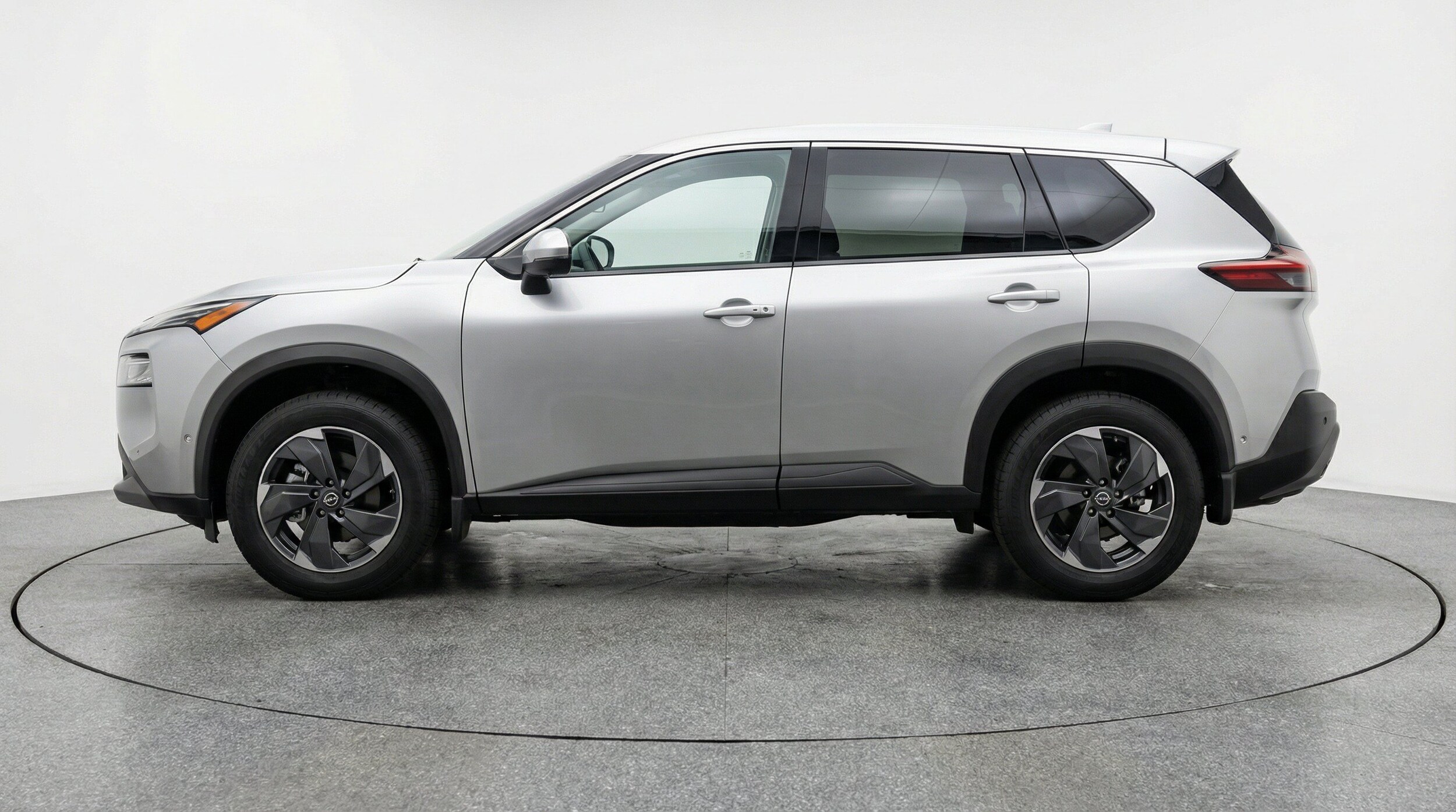 Thumbnail: 2025 Nissan Rogue - 5