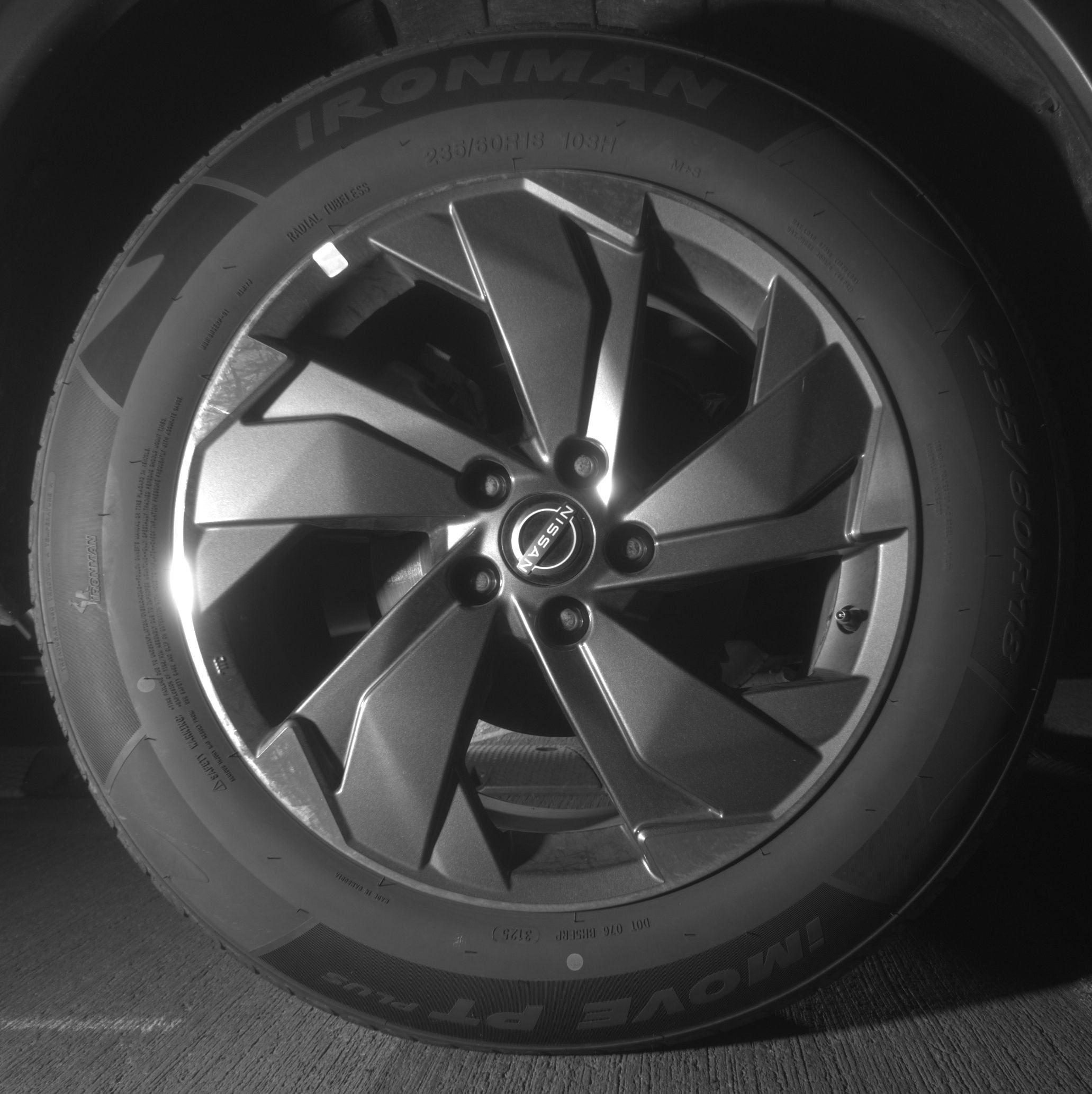 Thumbnail: 2025 Nissan Rogue - 12