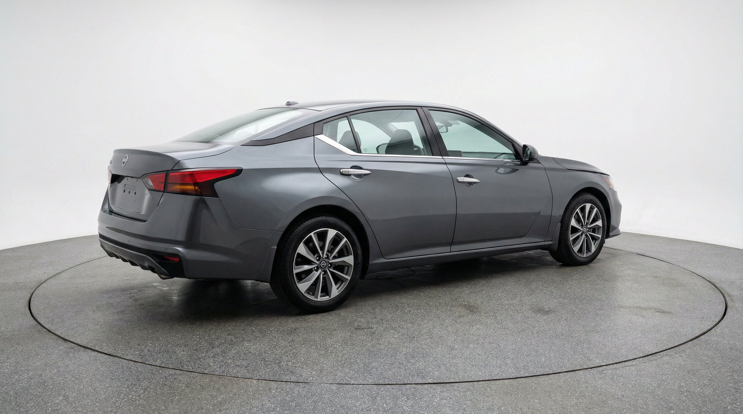 Thumbnail: 2025 Nissan Altima - 9