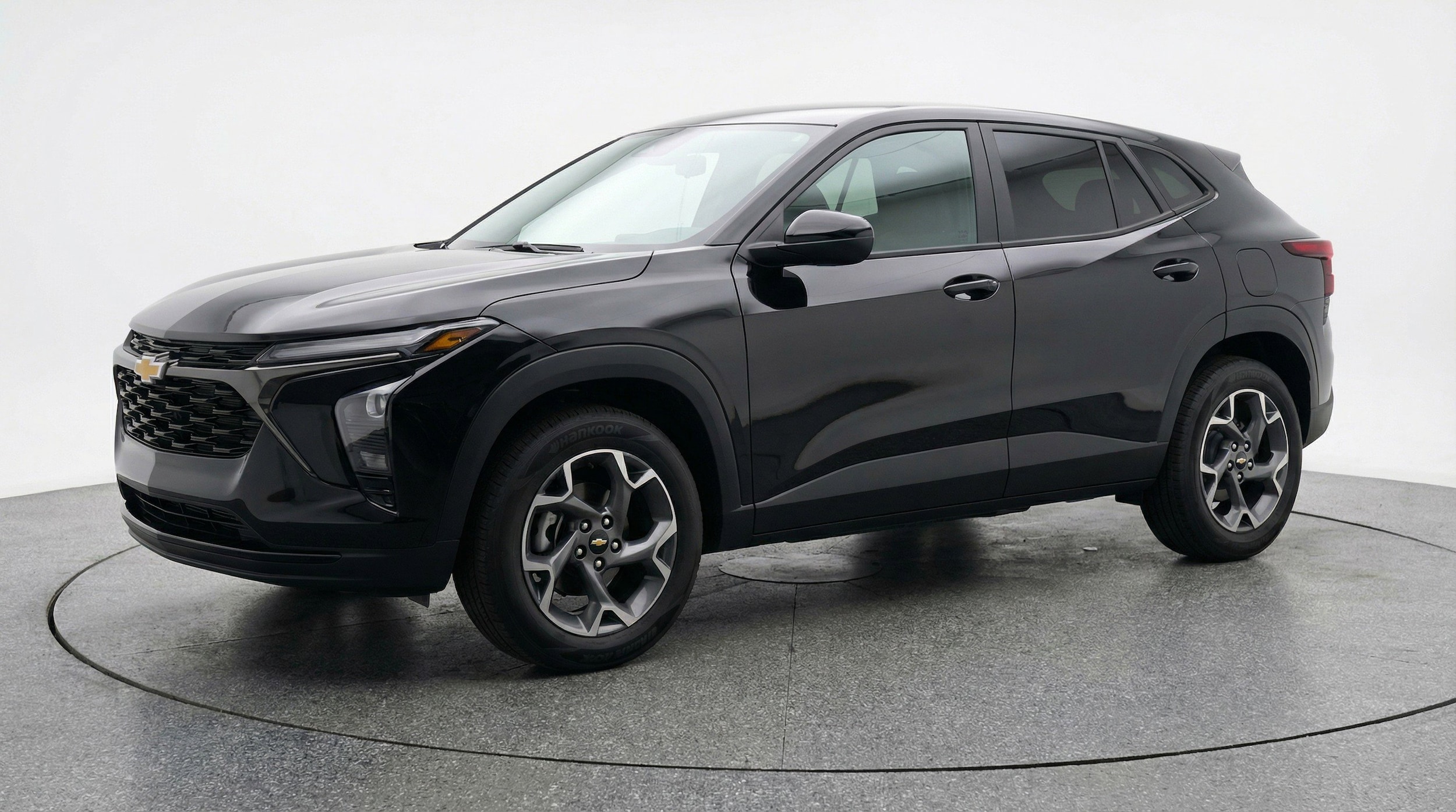 Thumbnail: 2025 Chevrolet Trax - 3
