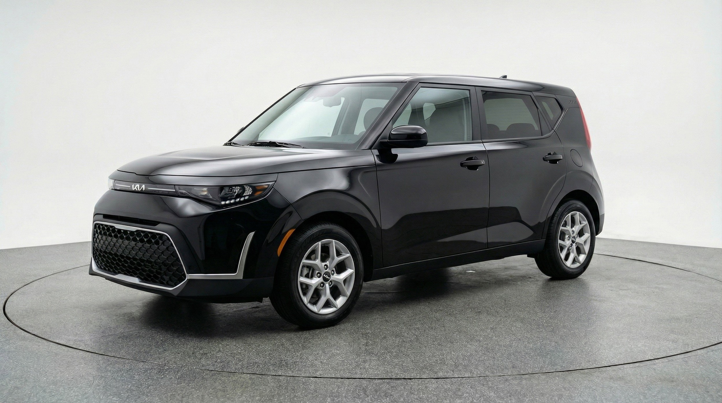 Thumbnail: 2025 Kia Soul - 3