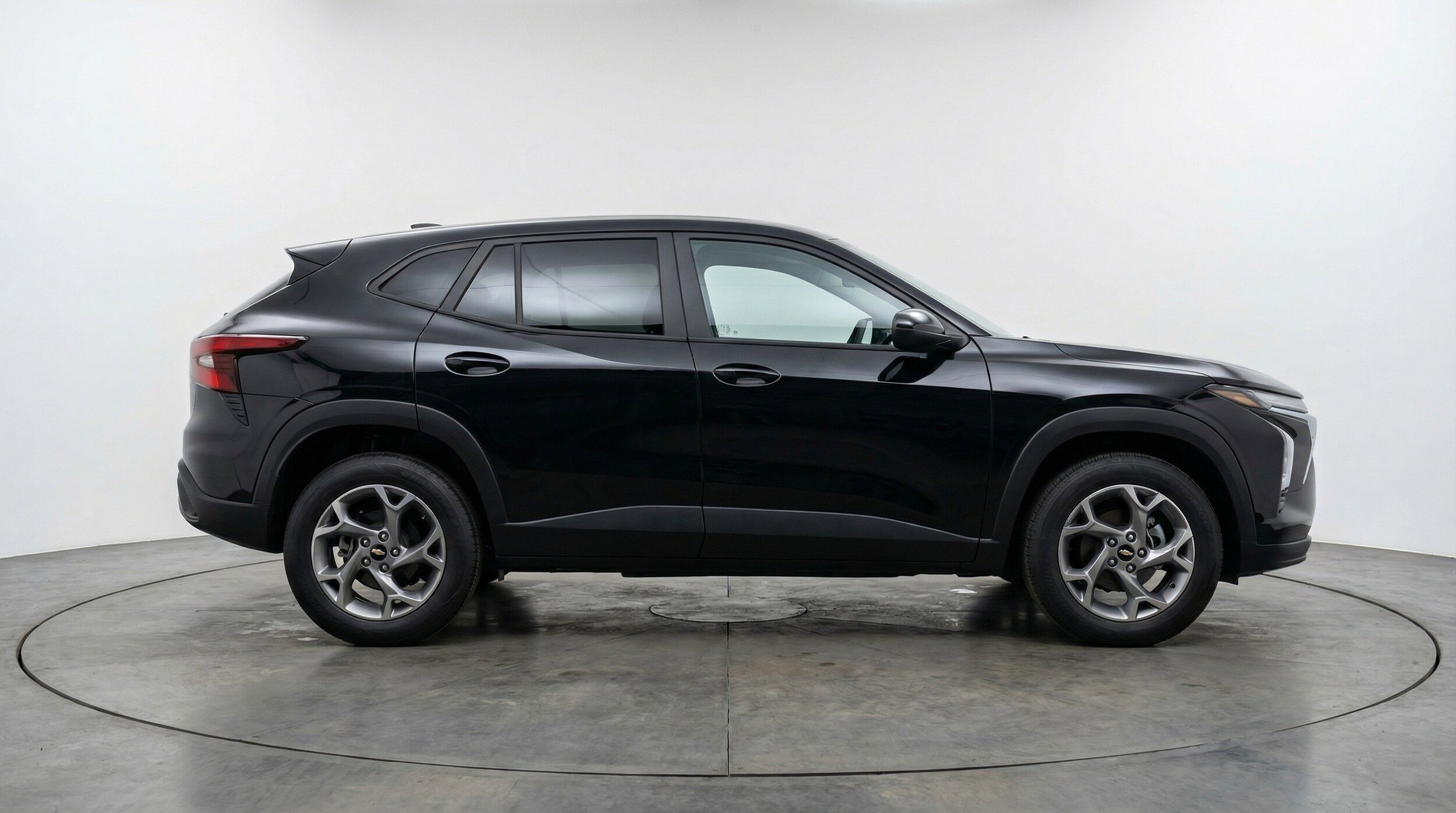 Thumbnail: 2025 Chevrolet Trax - 11