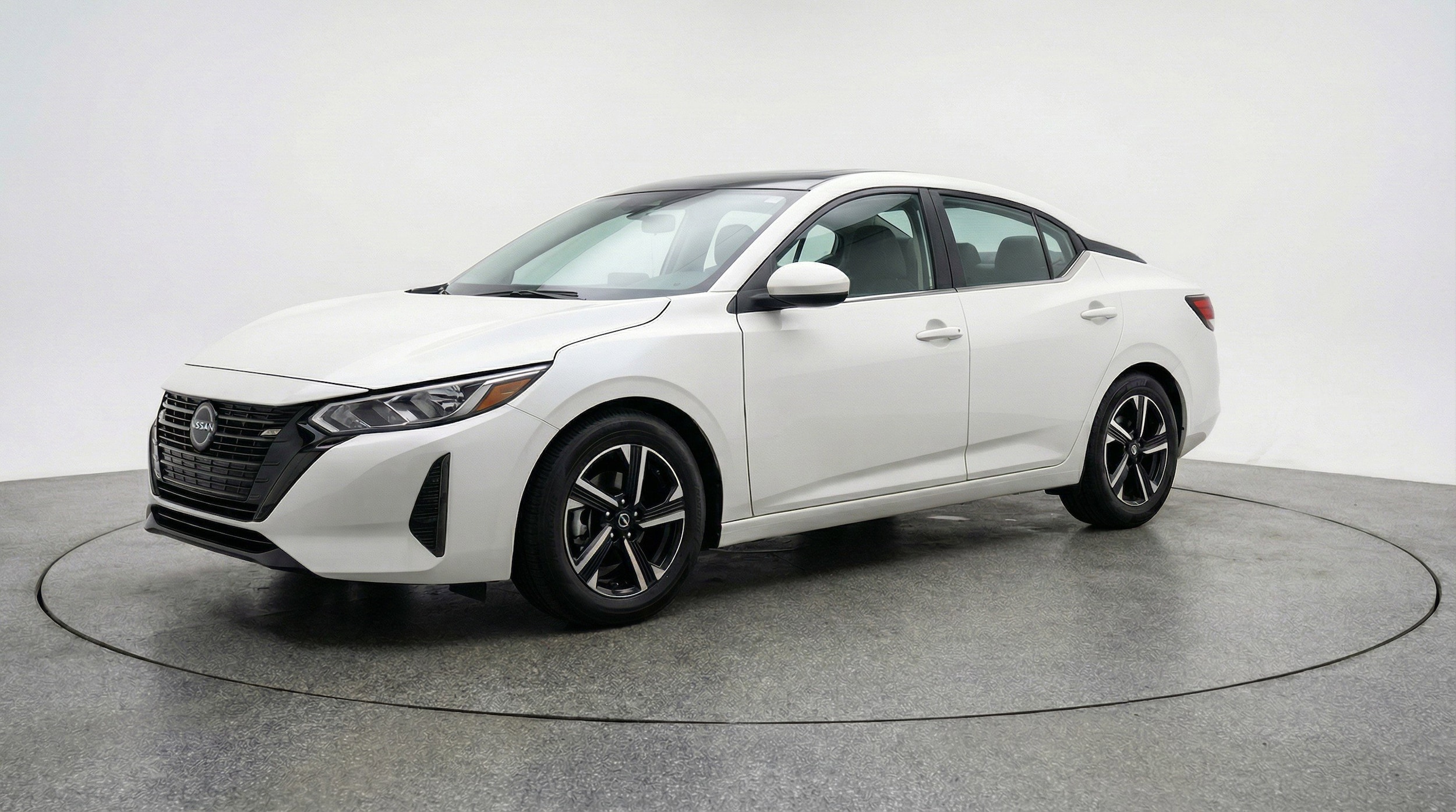 Thumbnail: 2025 Nissan Sentra - 3
