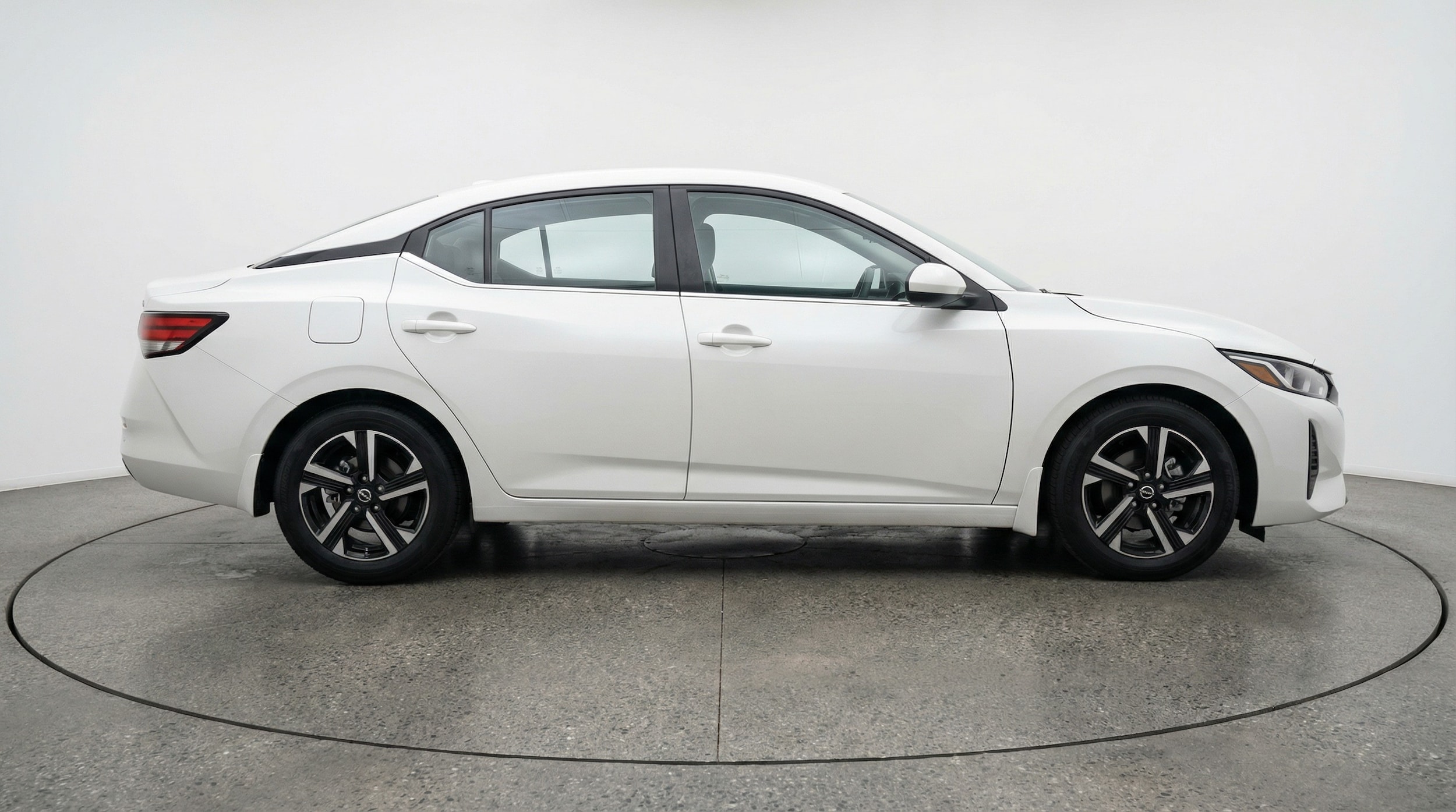 Thumbnail: 2025 Nissan Sentra - 8