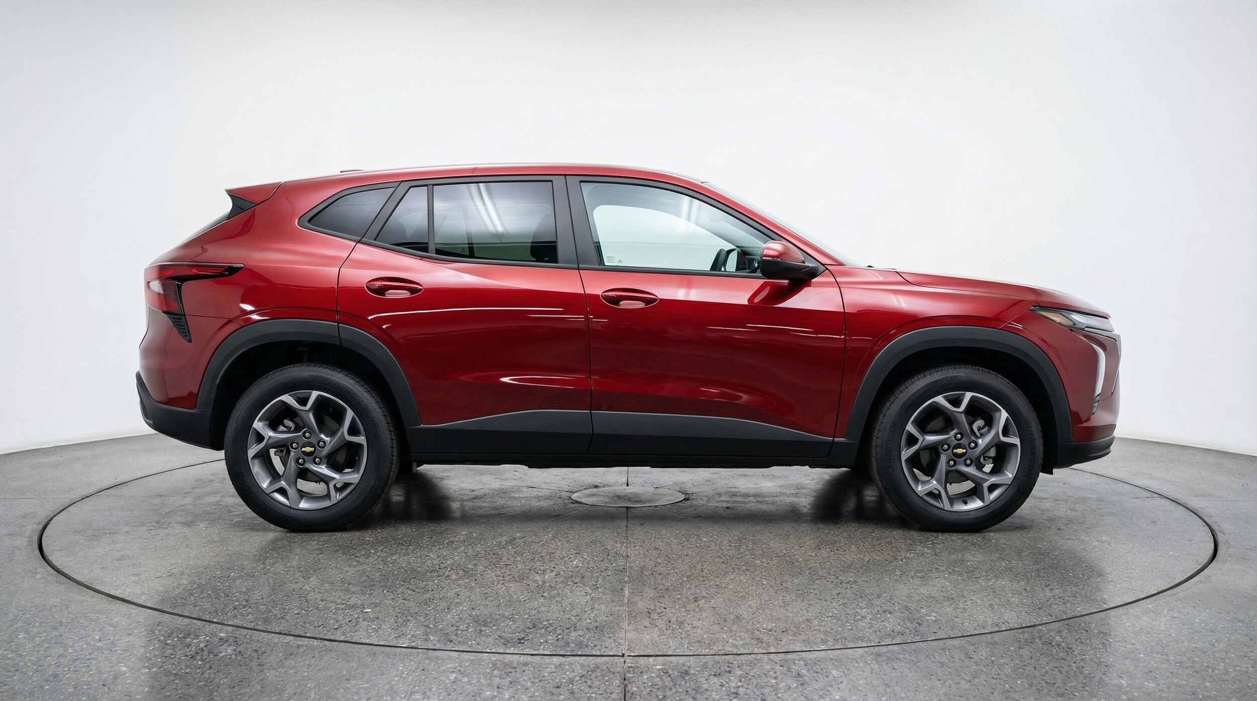 Thumbnail: 2025 Chevrolet Trax - 8