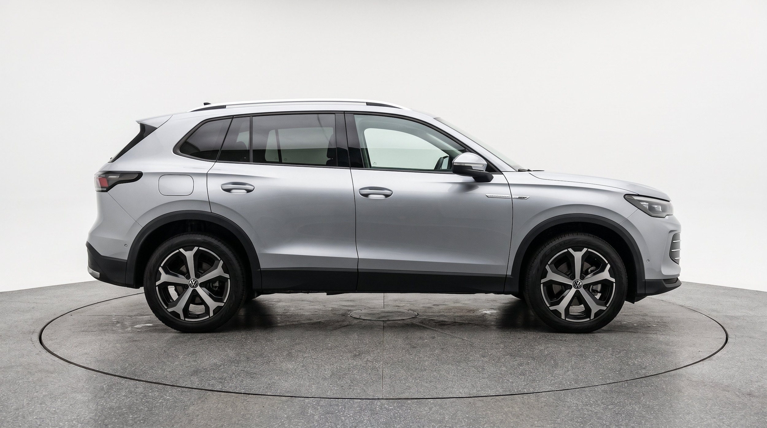 Thumbnail: 2026 Volkswagen Tiguan - 11
