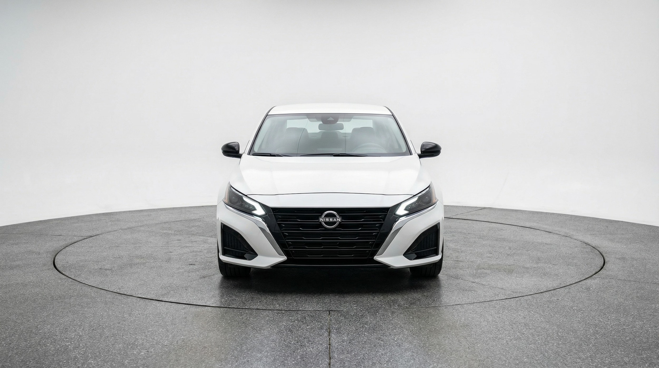 Thumbnail: 2025 Nissan Altima - 2