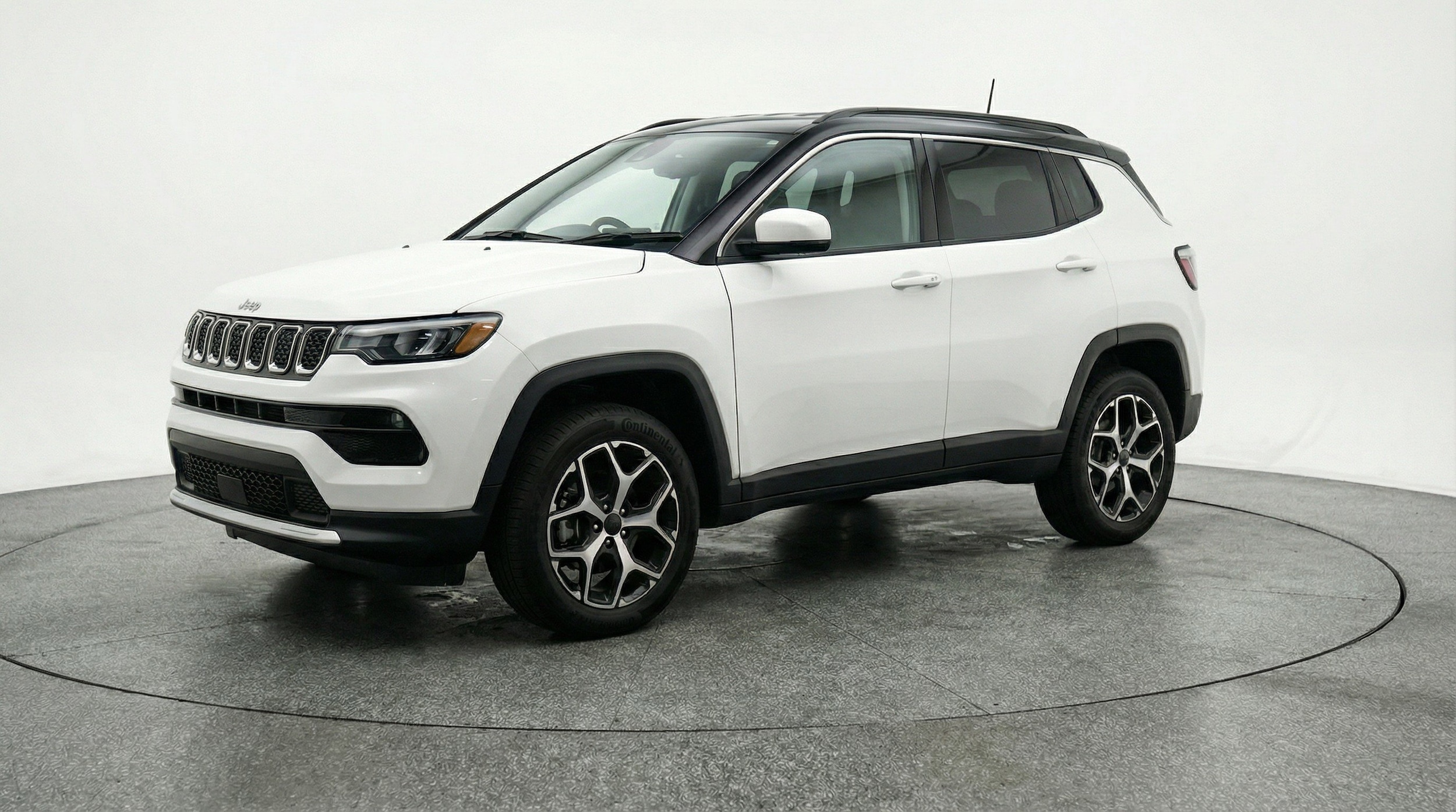 Thumbnail: 2025 Jeep Compass - 3