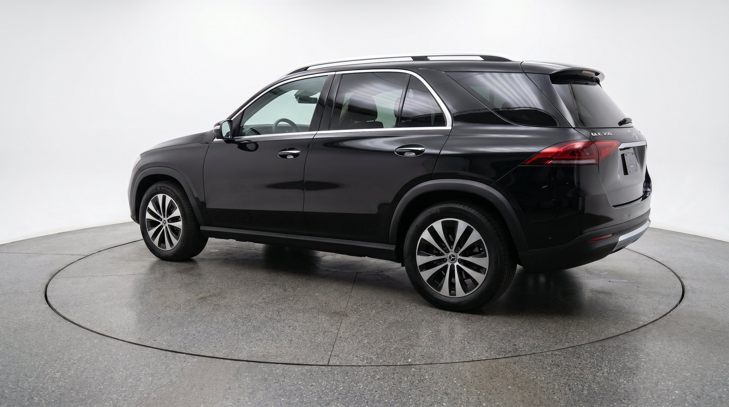 Thumbnail: 2026 Mercedes-Benz GLE - 6