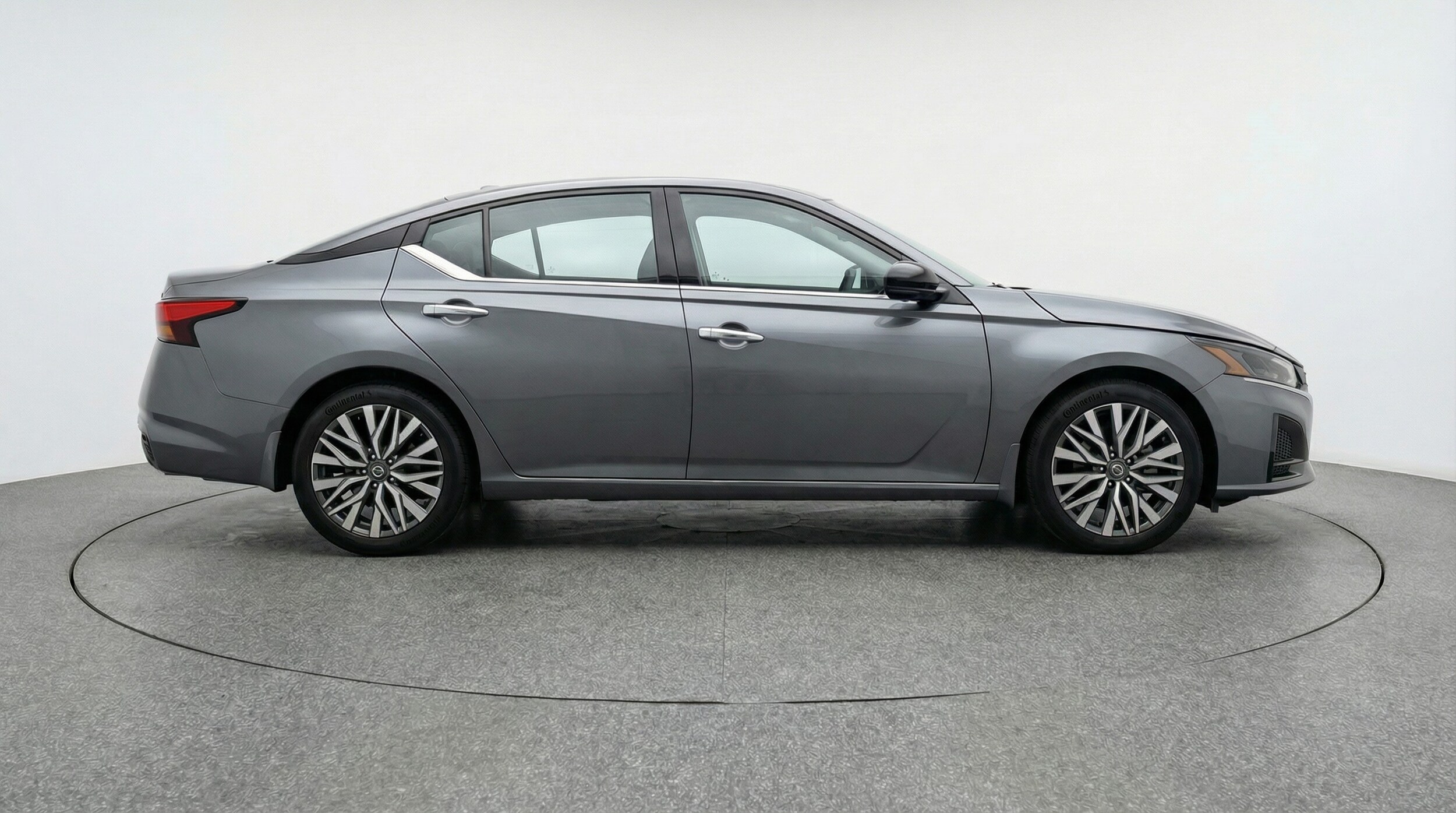 Thumbnail: 2025 Nissan Altima - 8