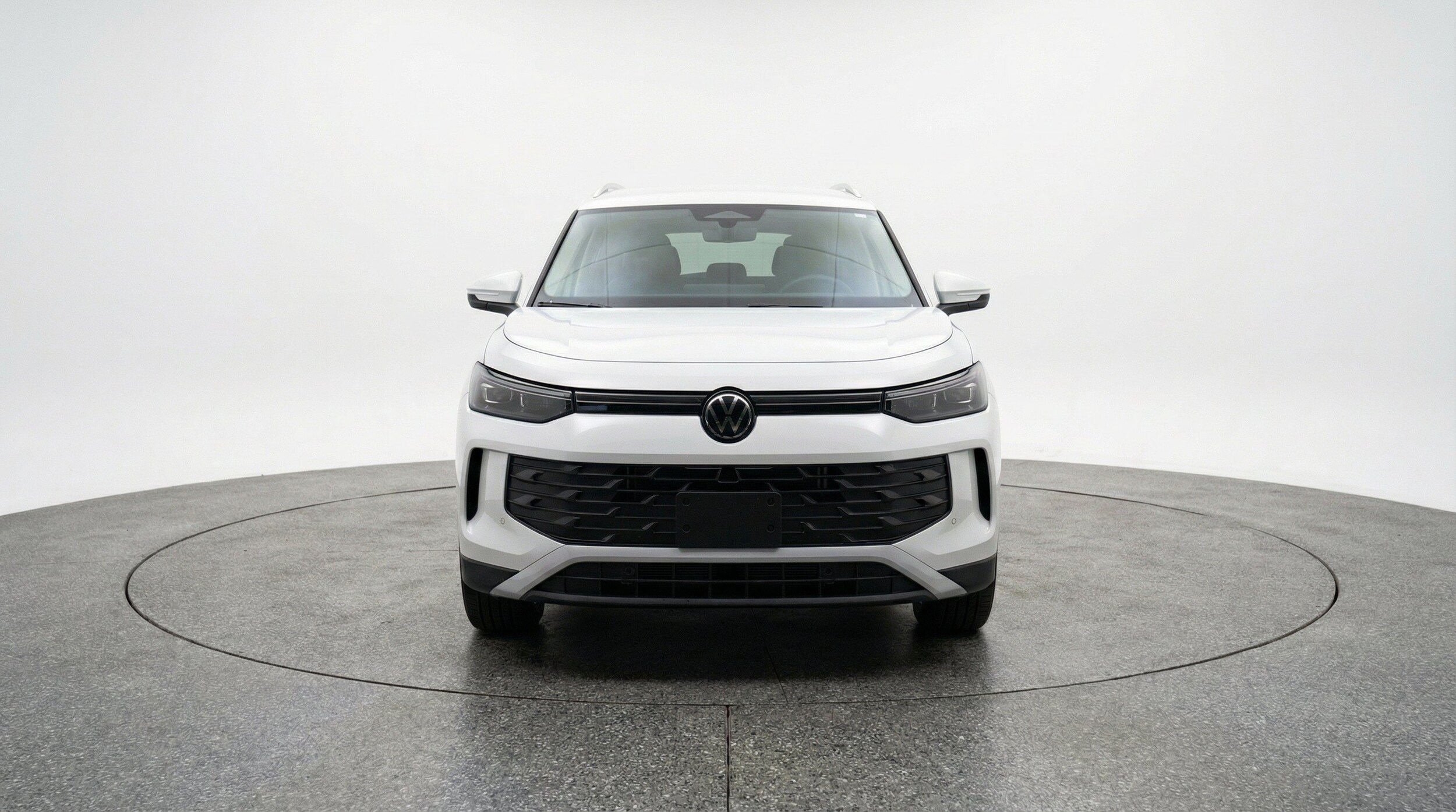 Thumbnail: 2026 Volkswagen Tiguan - 2