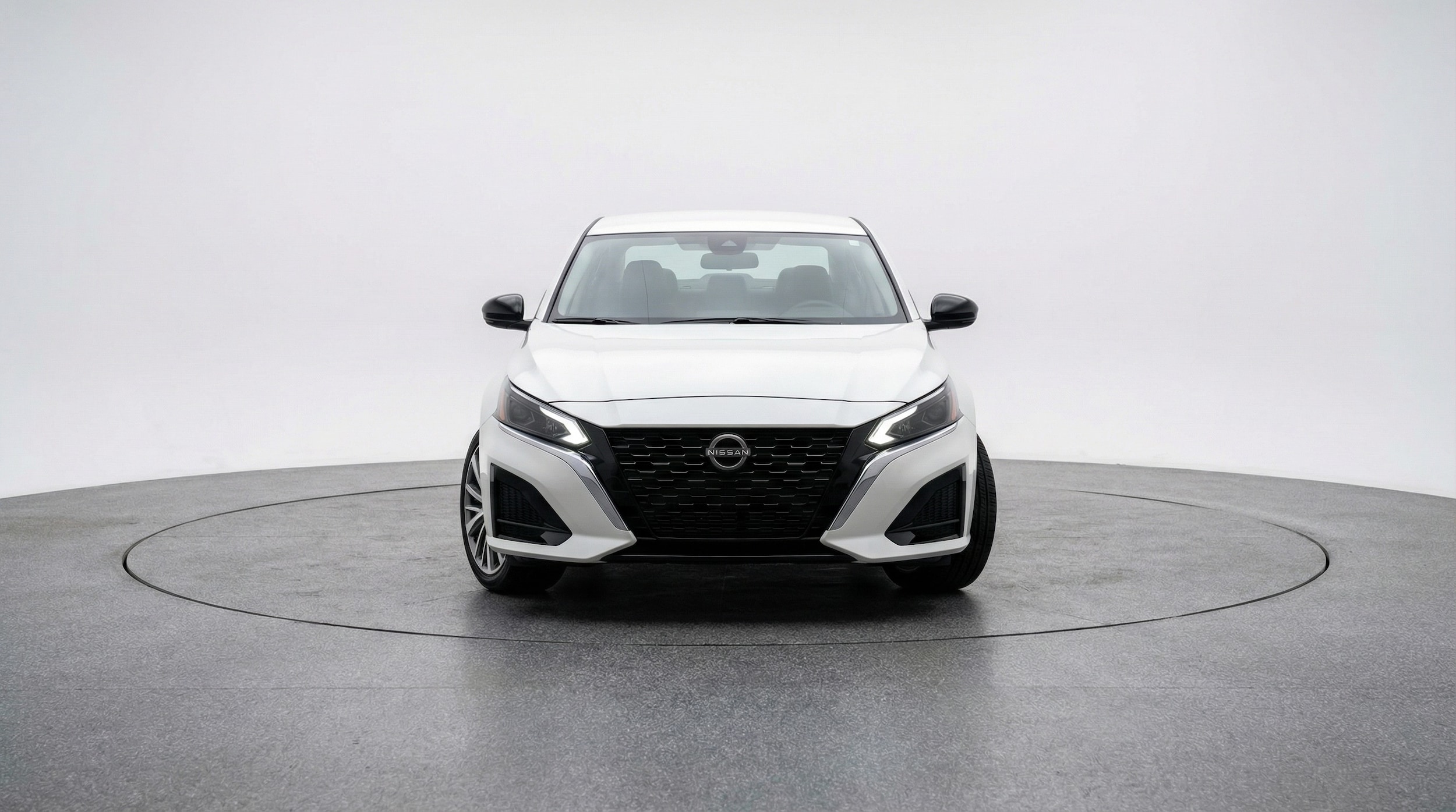 Thumbnail: 2025 Nissan Altima - 2