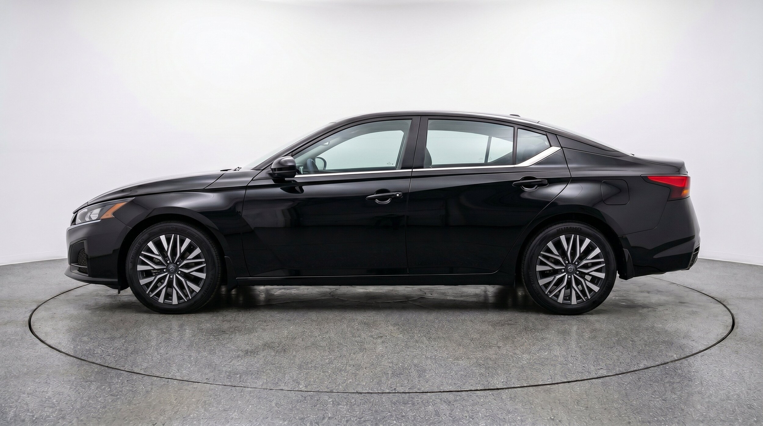 Thumbnail: 2026 Nissan Altima - 5