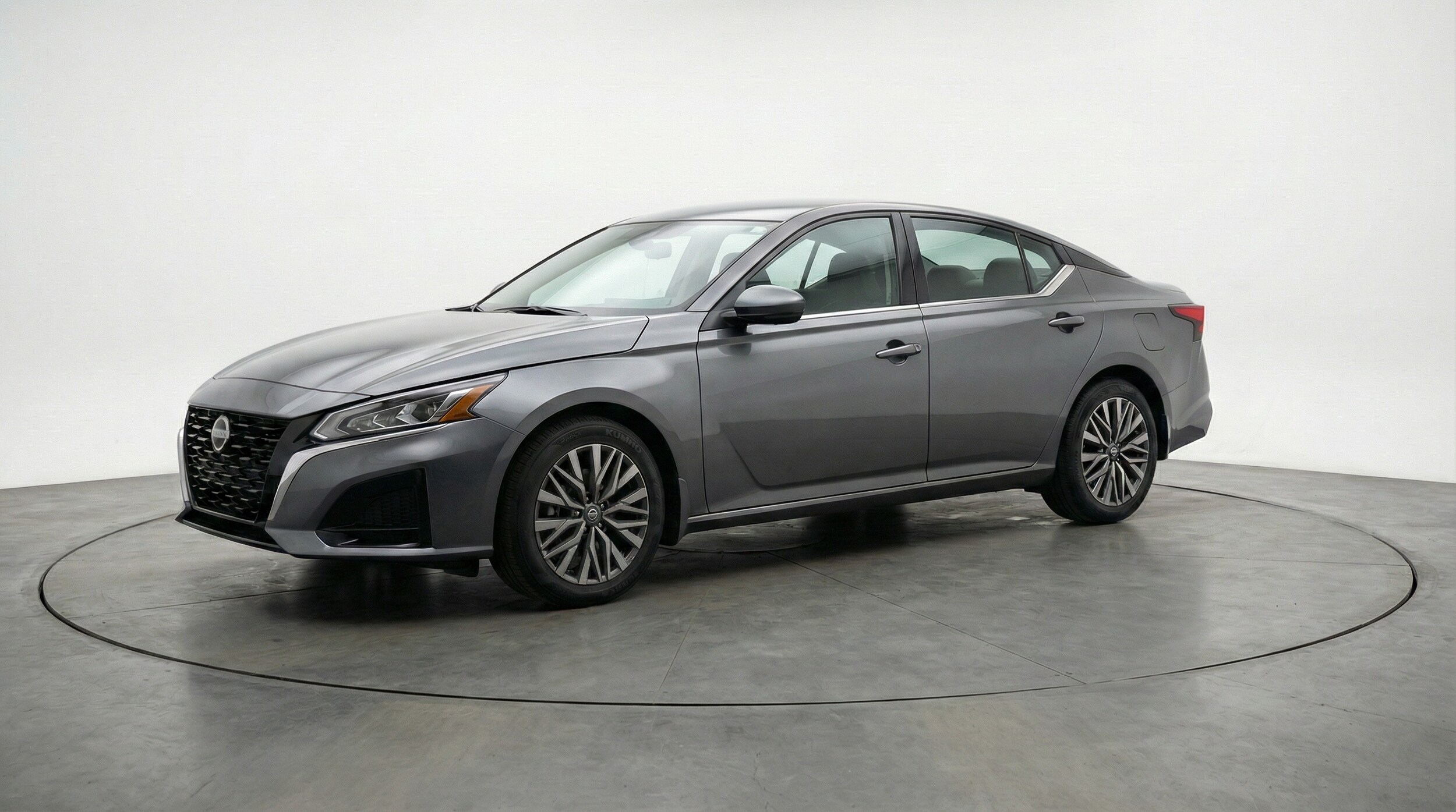 Thumbnail: 2025 Nissan Altima - 3