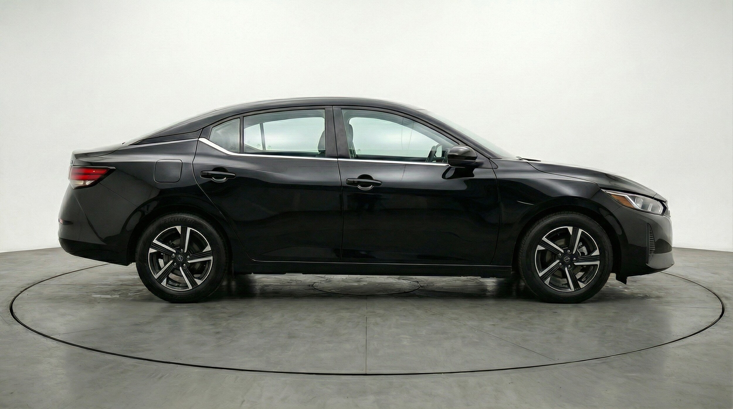 Thumbnail: 2025 Nissan Sentra - 11