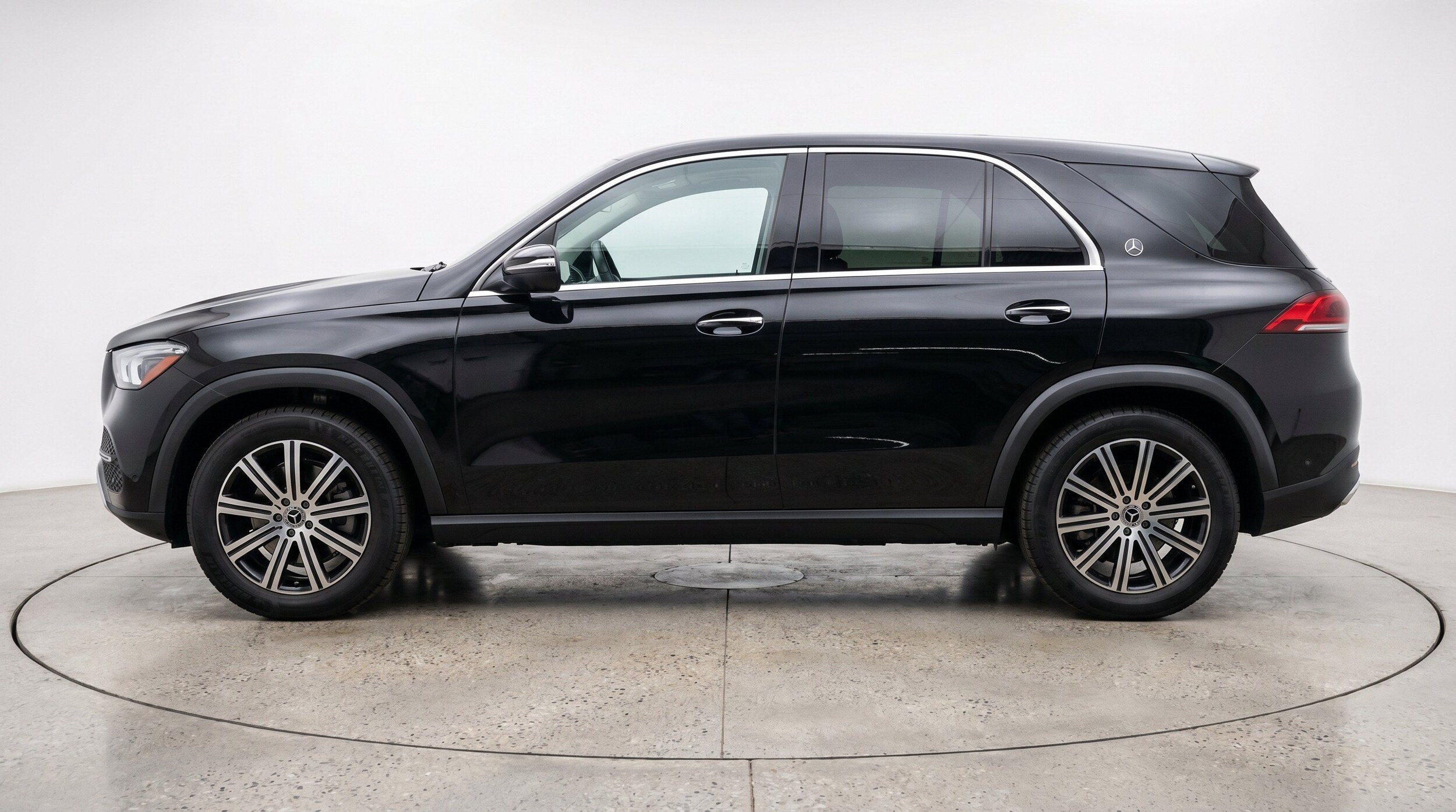 Thumbnail: 2026 Mercedes-Benz GLE - 5