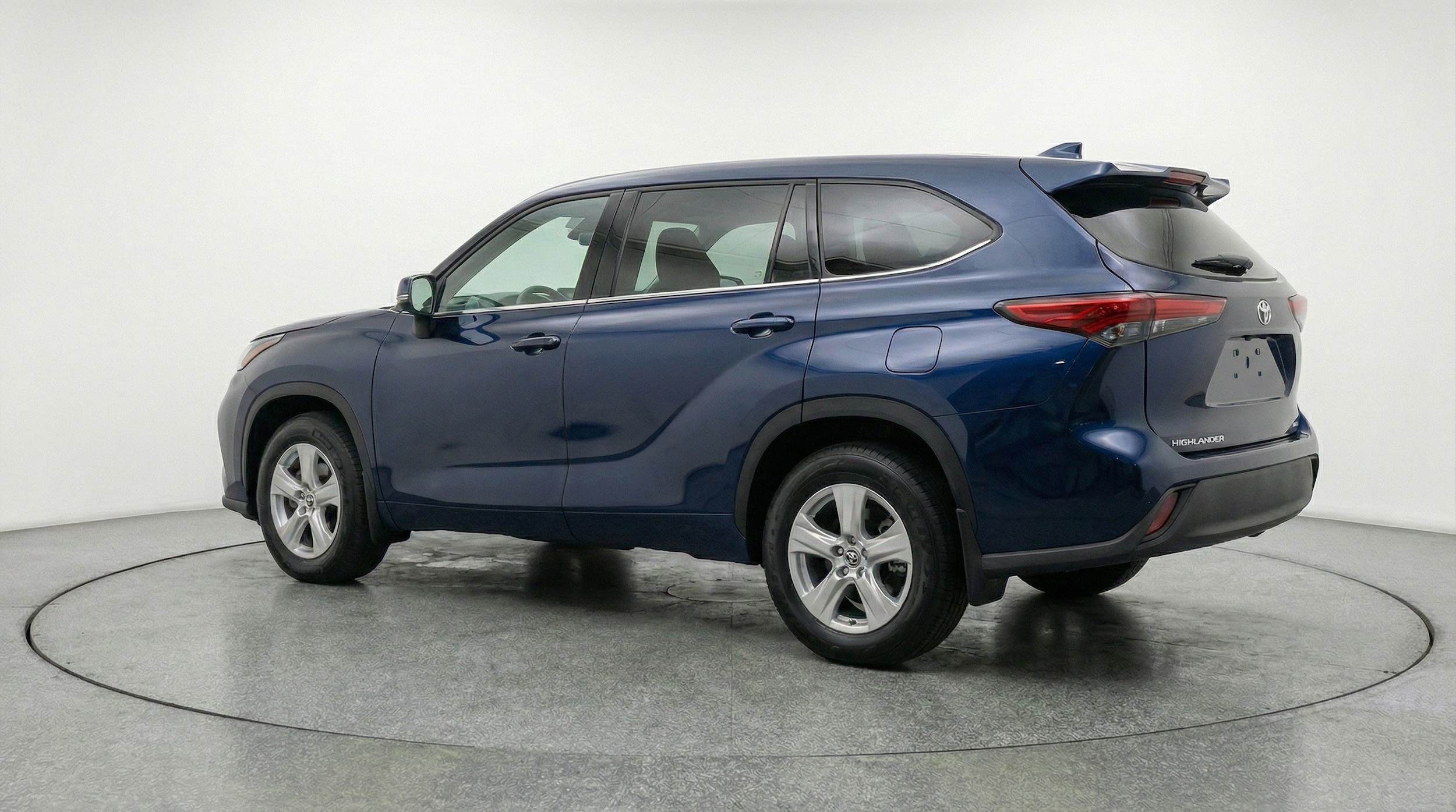 Thumbnail: 2025 Toyota Highlander - 6