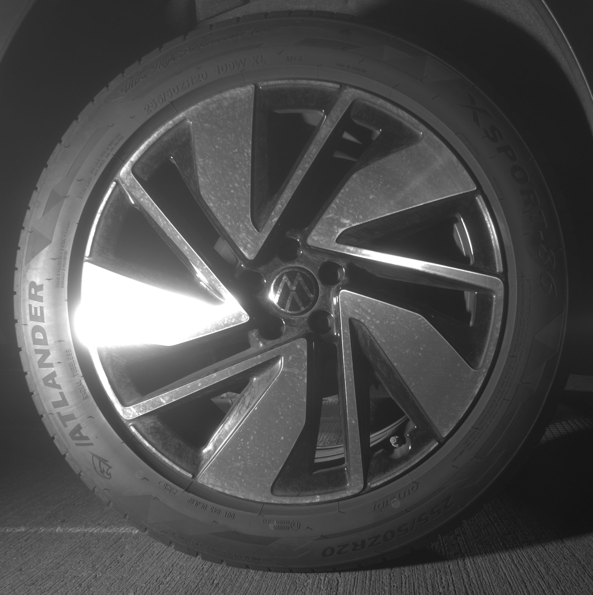 Thumbnail: 2025 Volkswagen Atlas - 12