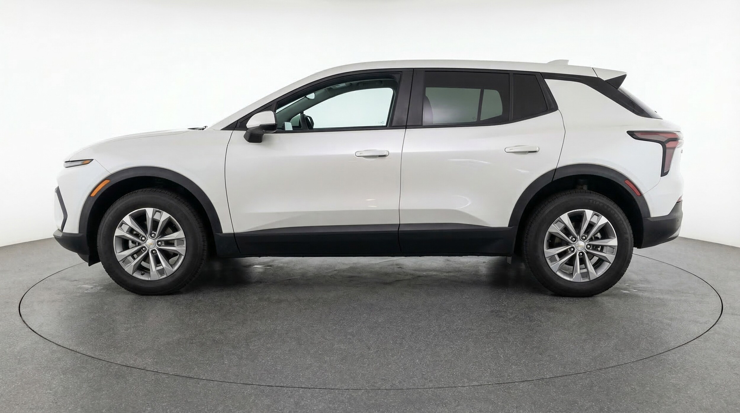 Thumbnail: 2025 Chevrolet Equinox - 4