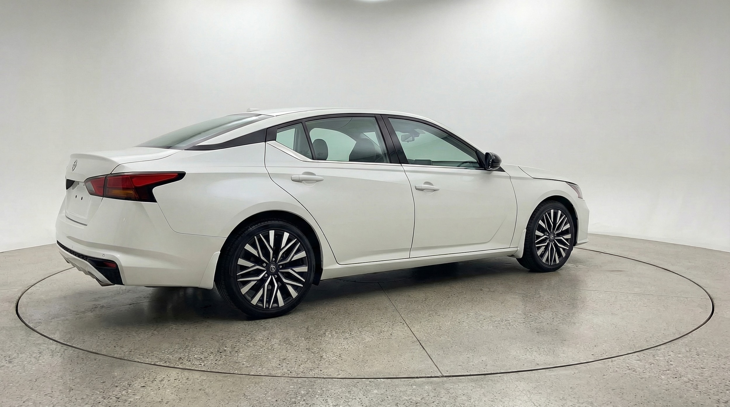 Thumbnail: 2025 Nissan Altima - 7