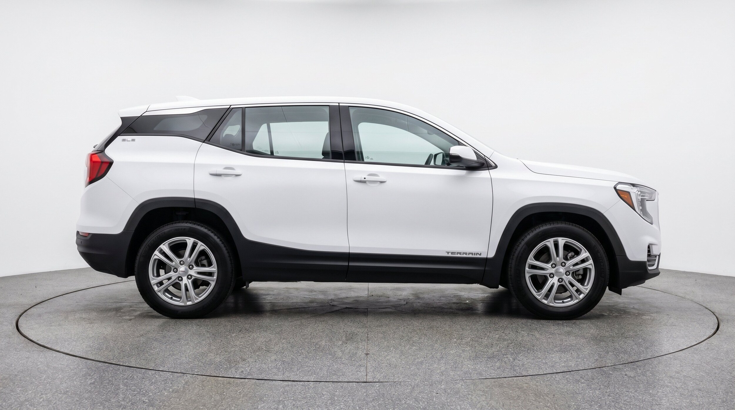 Thumbnail: 2024 GMC Terrain - 11