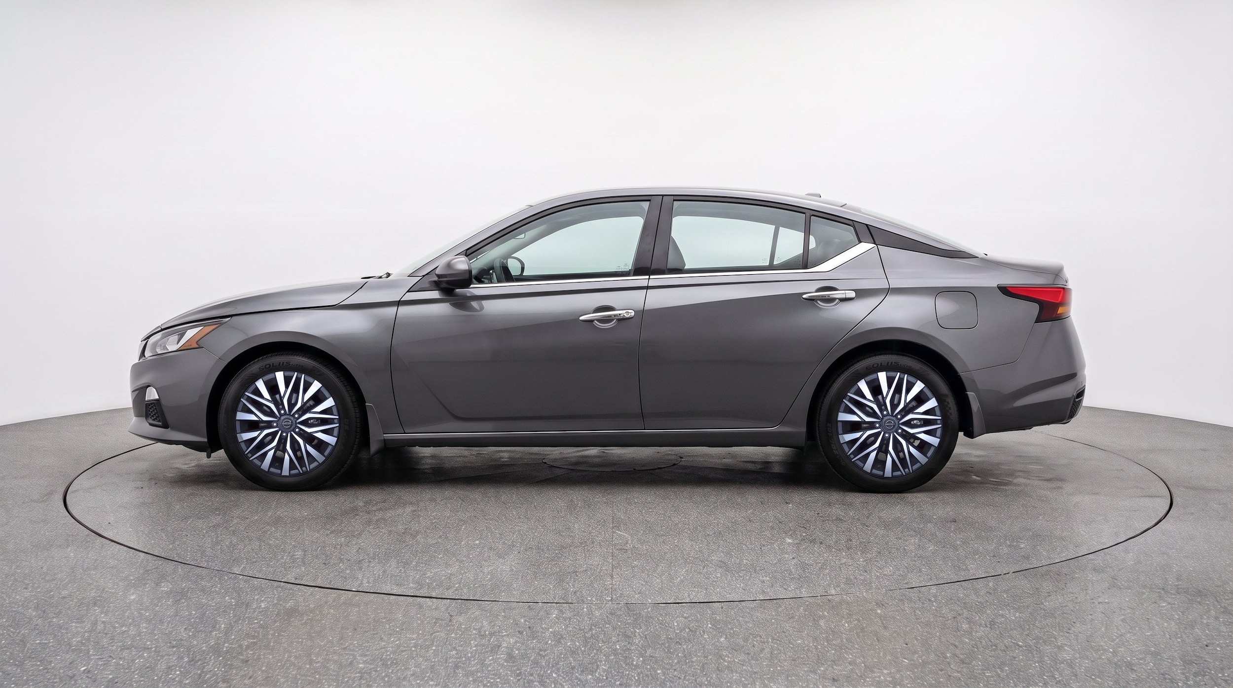 Thumbnail: 2025 Nissan Altima - 5