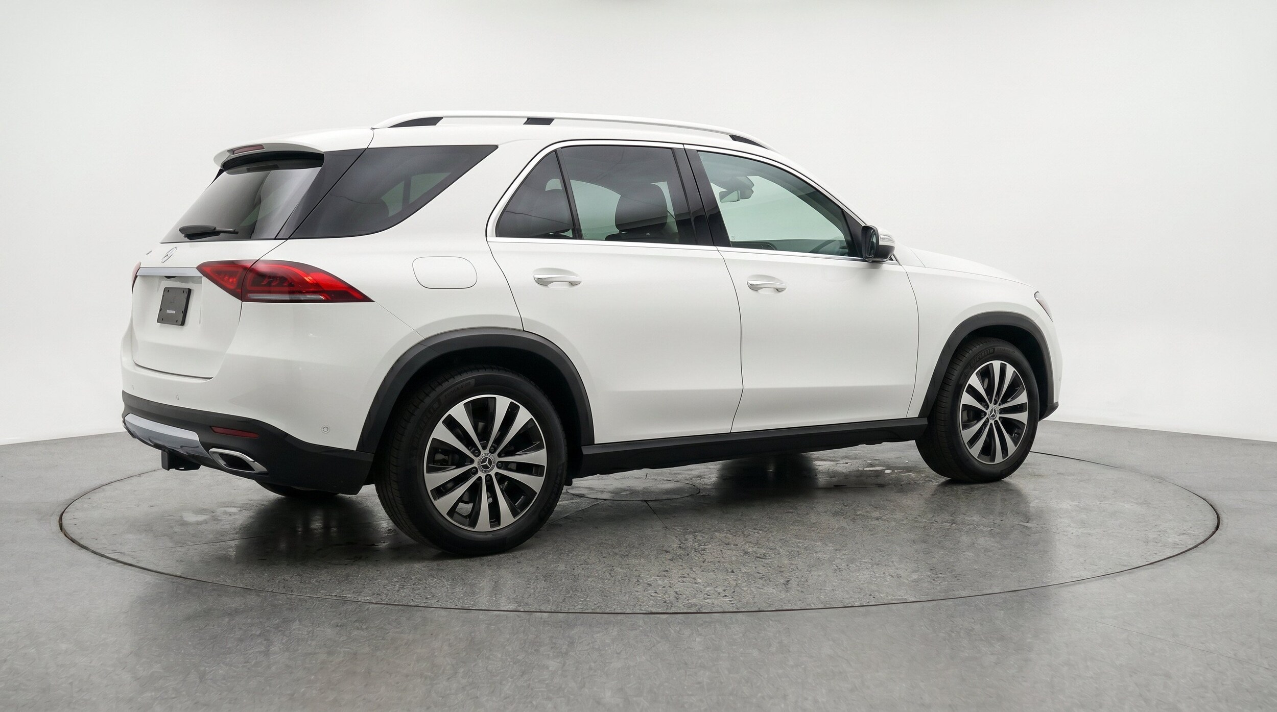 Thumbnail: 2026 Mercedes-Benz GLE - 9