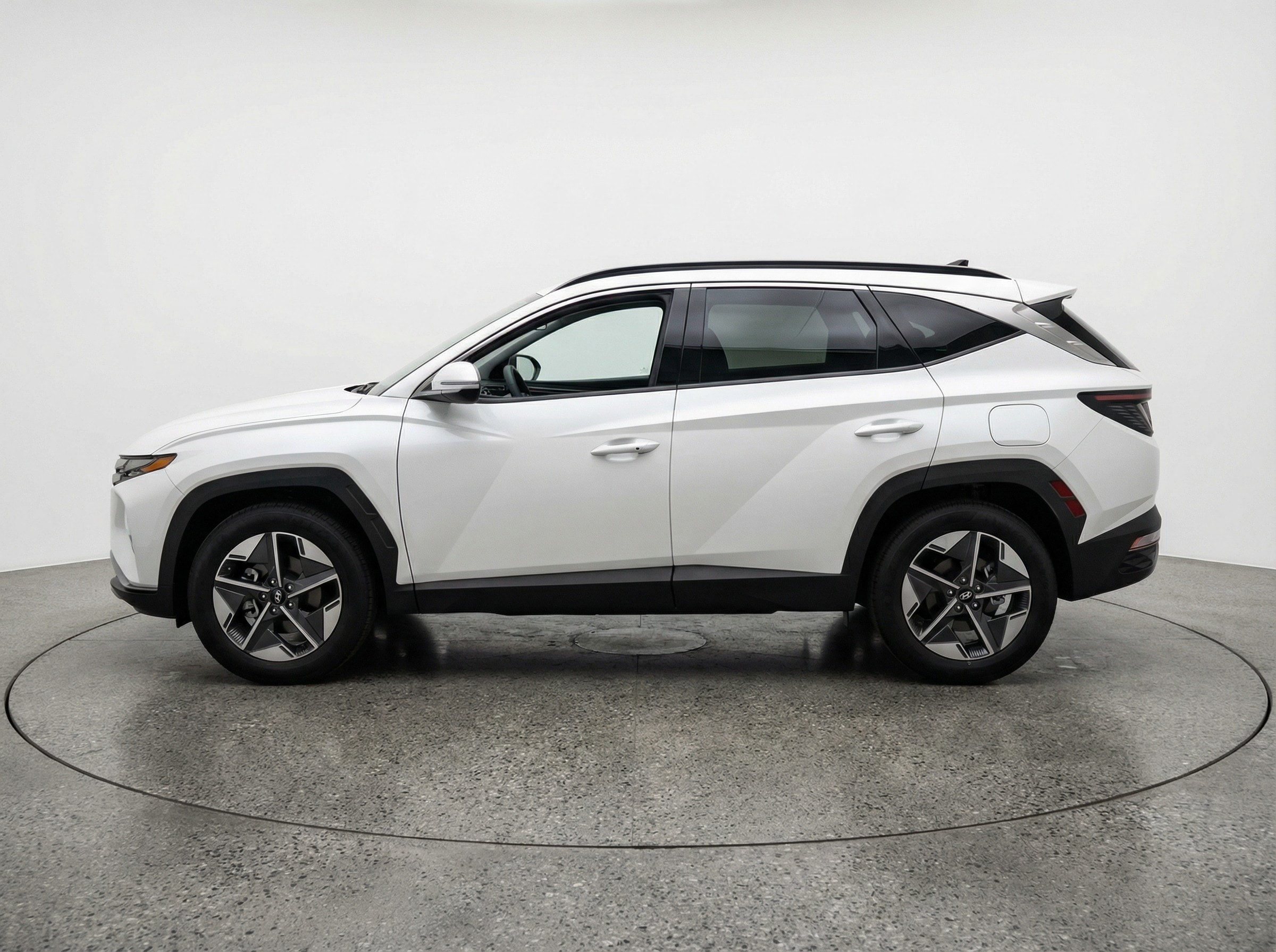 Thumbnail: 2025 Hyundai Tucson - 4