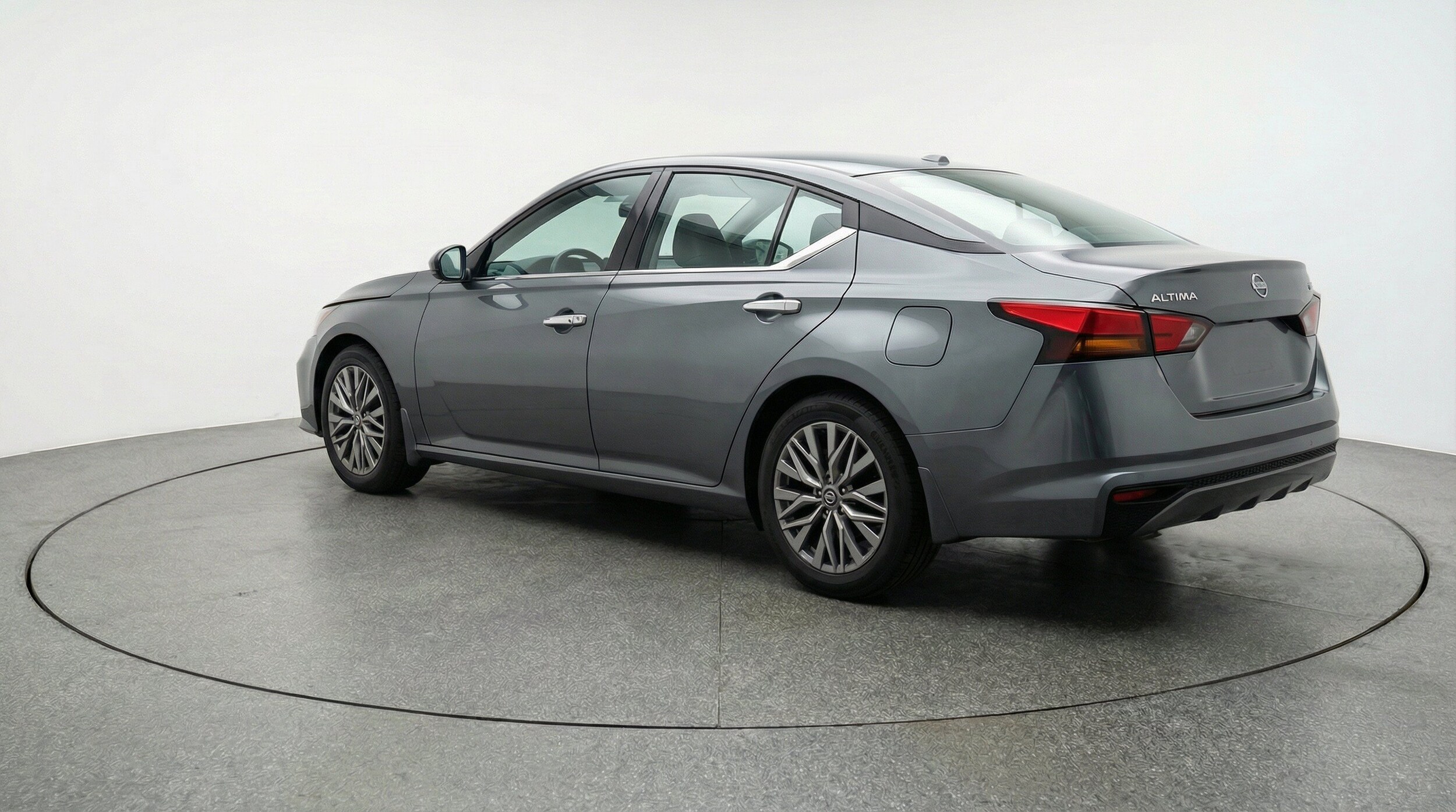 Thumbnail: 2025 Nissan Altima - 6