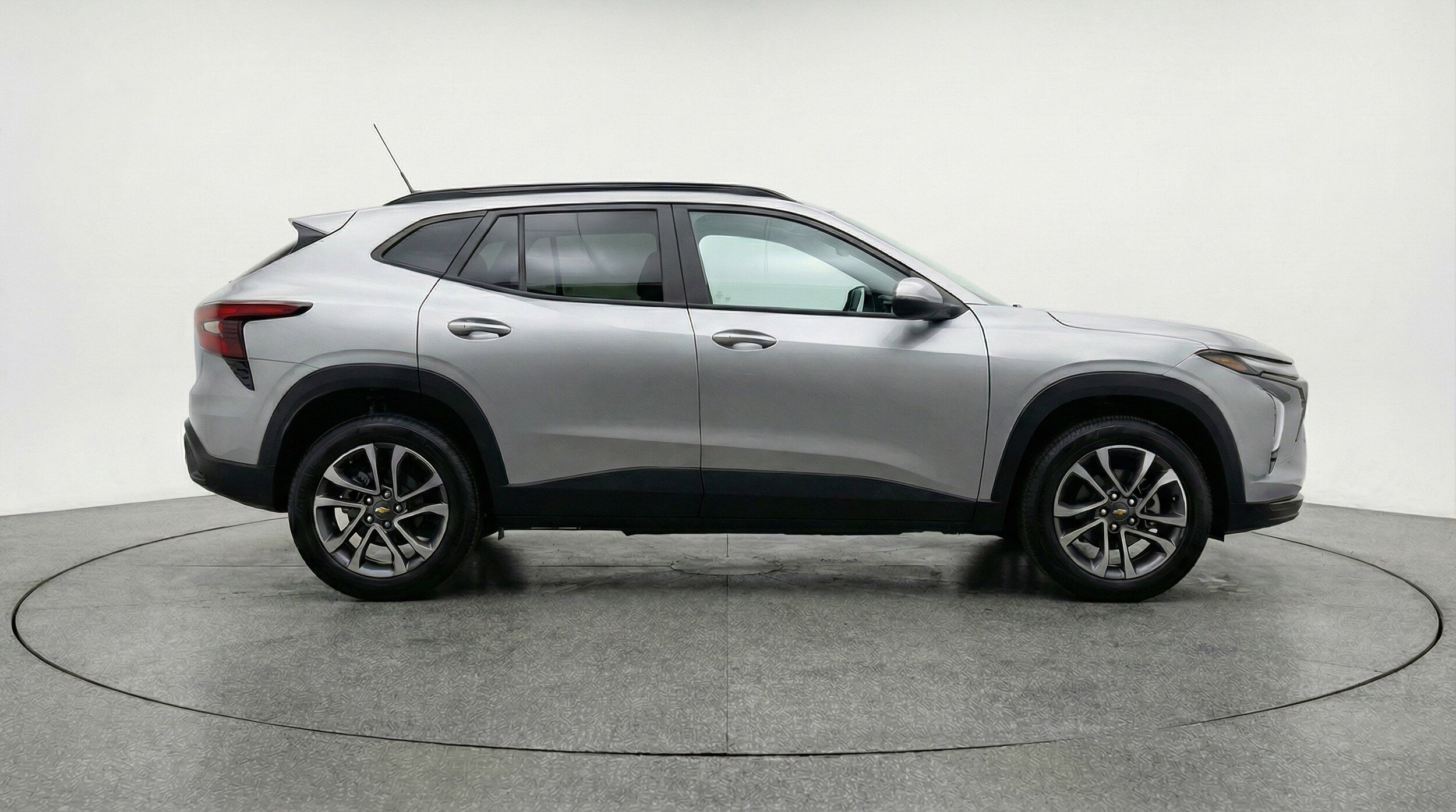 Thumbnail: 2025 Chevrolet Trax - 11