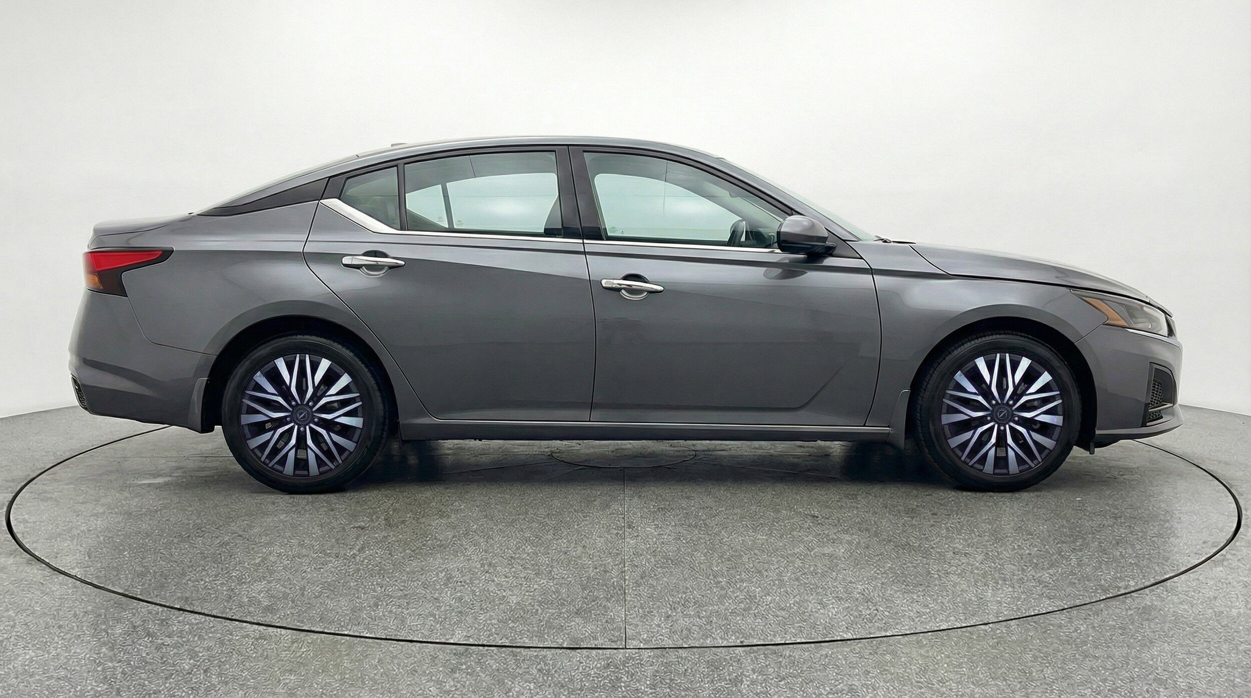 Thumbnail: 2025 Nissan Altima - 11
