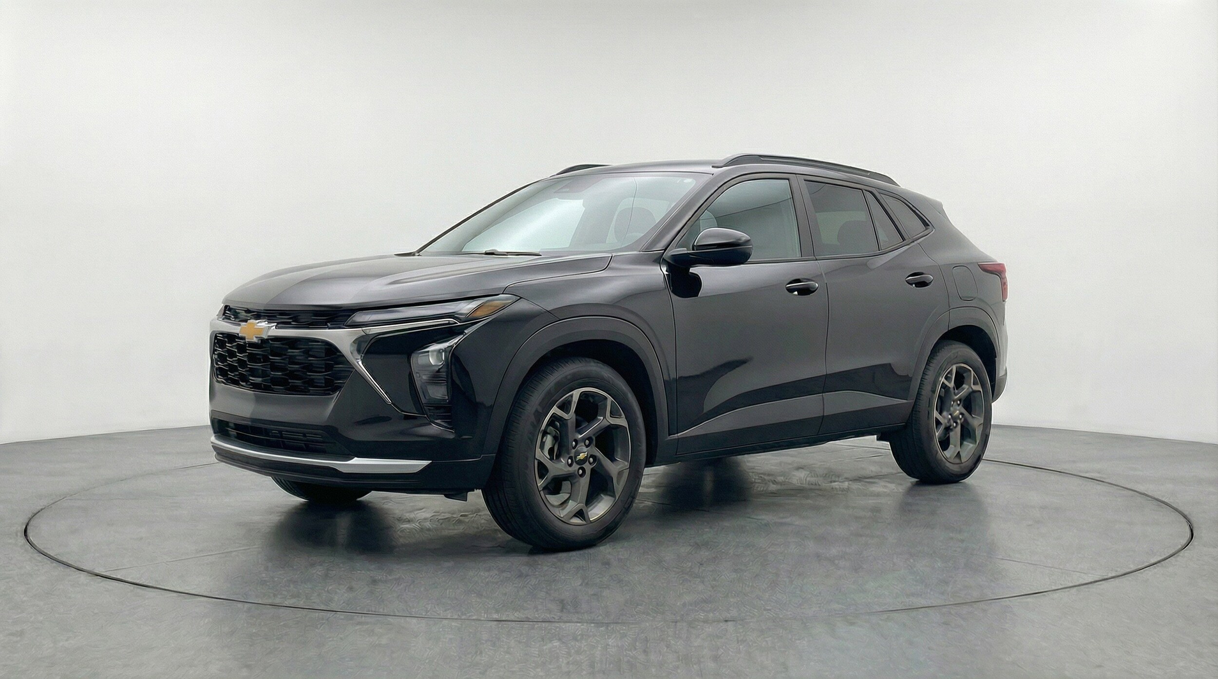 Thumbnail: 2025 Chevrolet Trax - 3