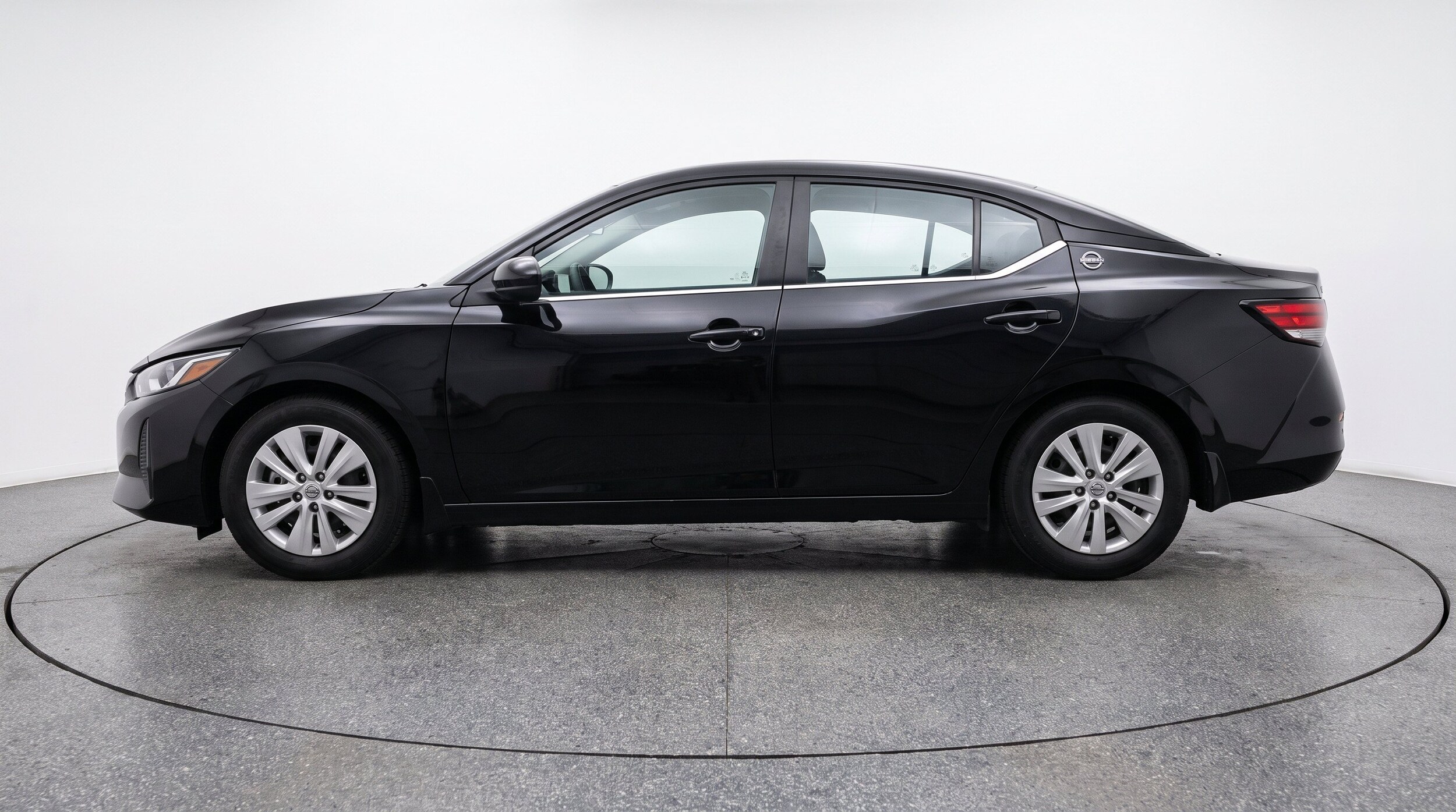 Thumbnail: 2025 Nissan Sentra - 5