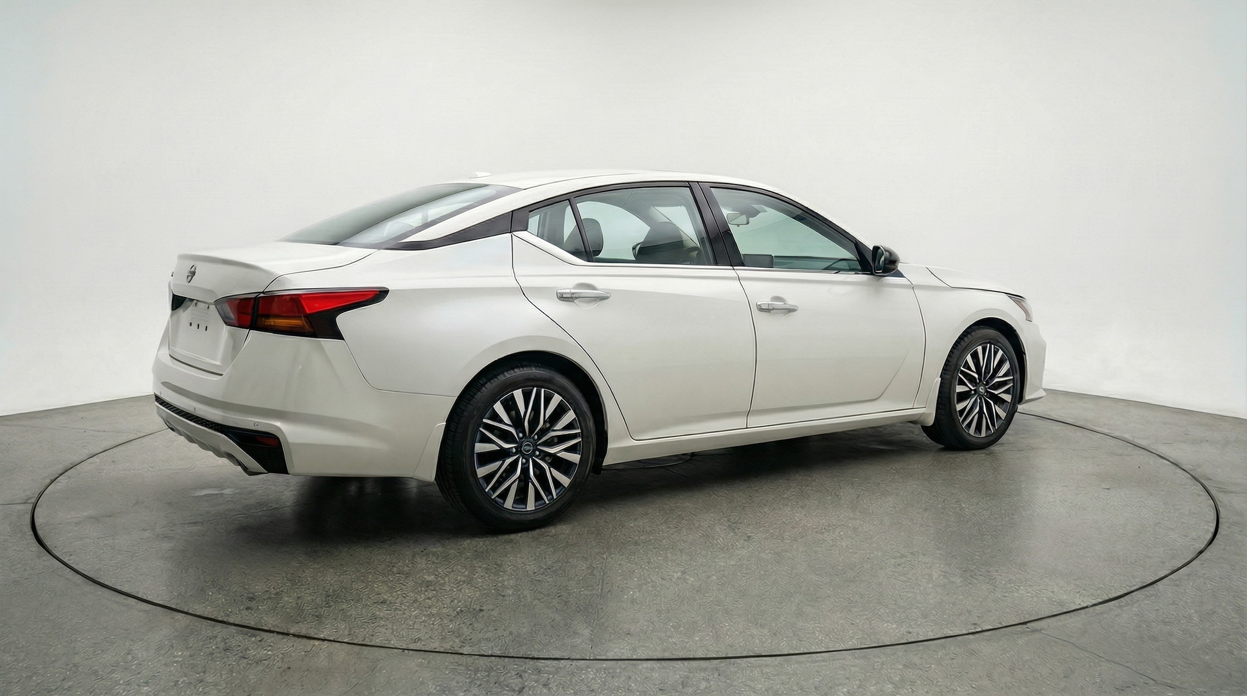 Thumbnail: 2025 Nissan Altima - 7