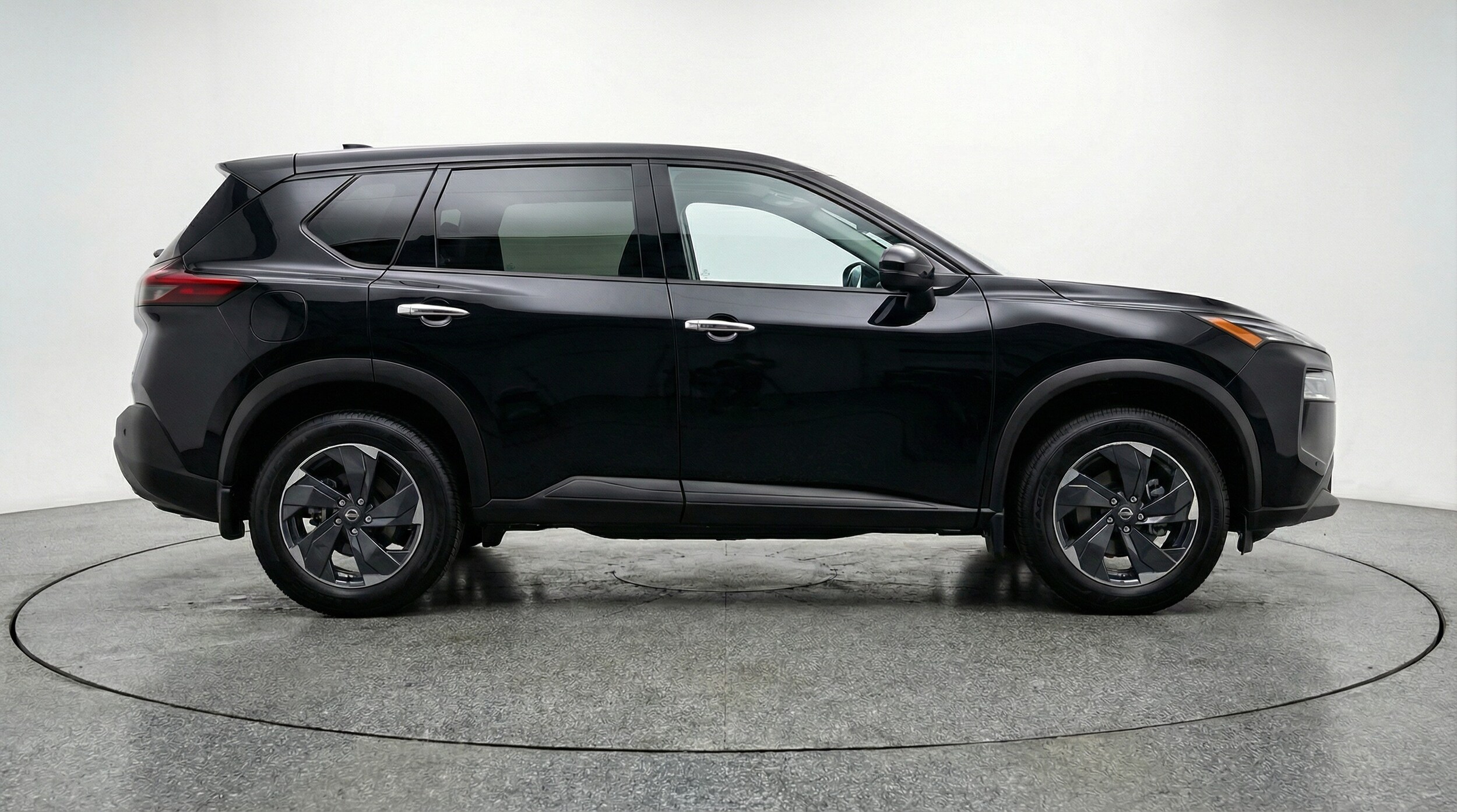 Thumbnail: 2025 Nissan Rogue - 8